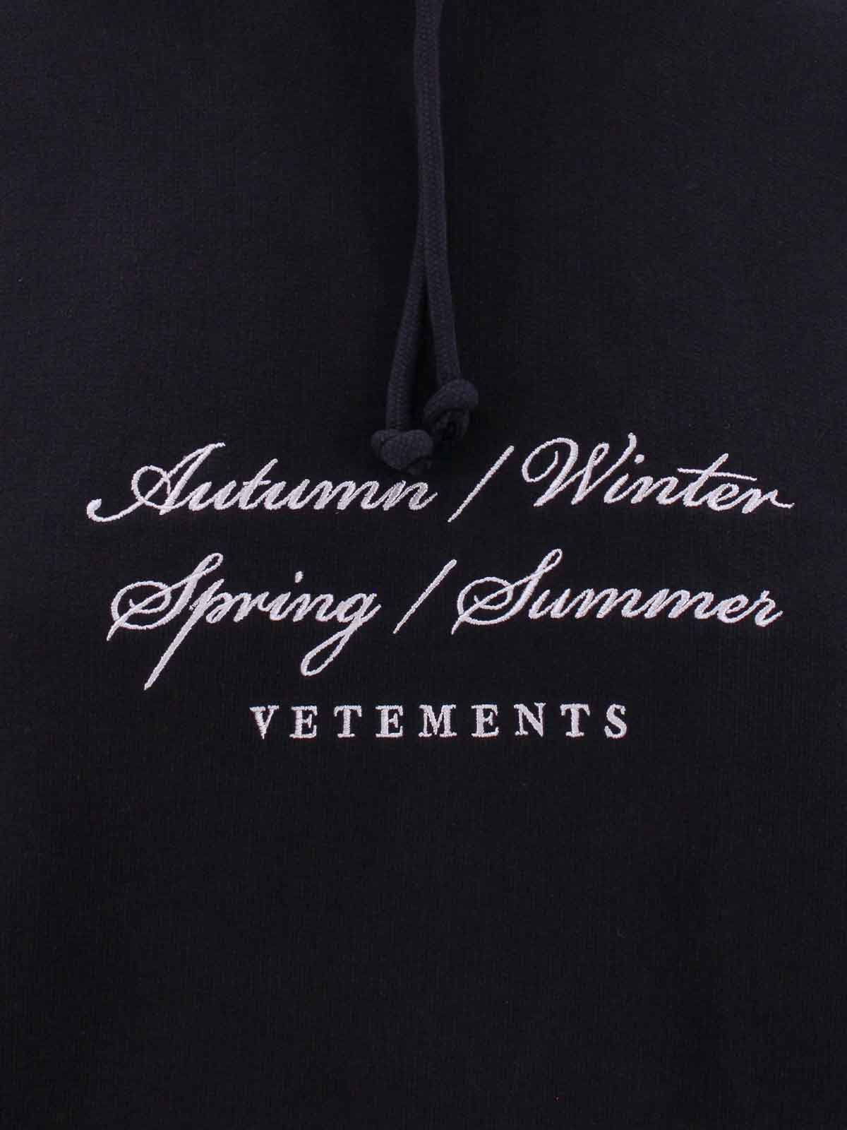Shop Vetements Cotton Blend Sweatshirt 4 Seasons Logo In Black