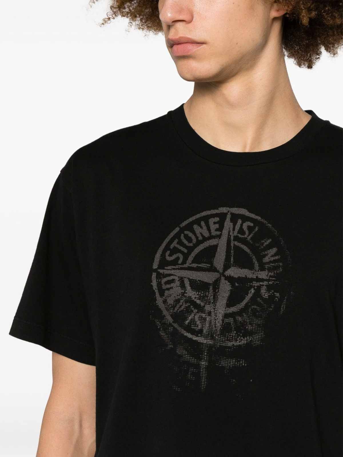 Shop Stone Island Camiseta - Negro In Black