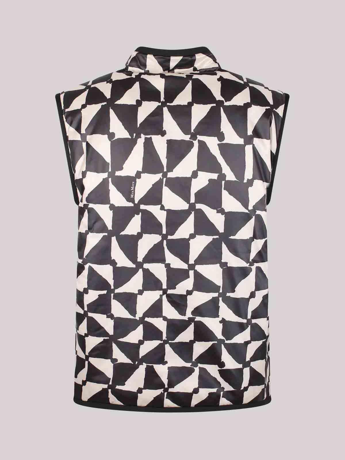 Shop Max Mara The Cube Reversible Anti-drip Vest In Black