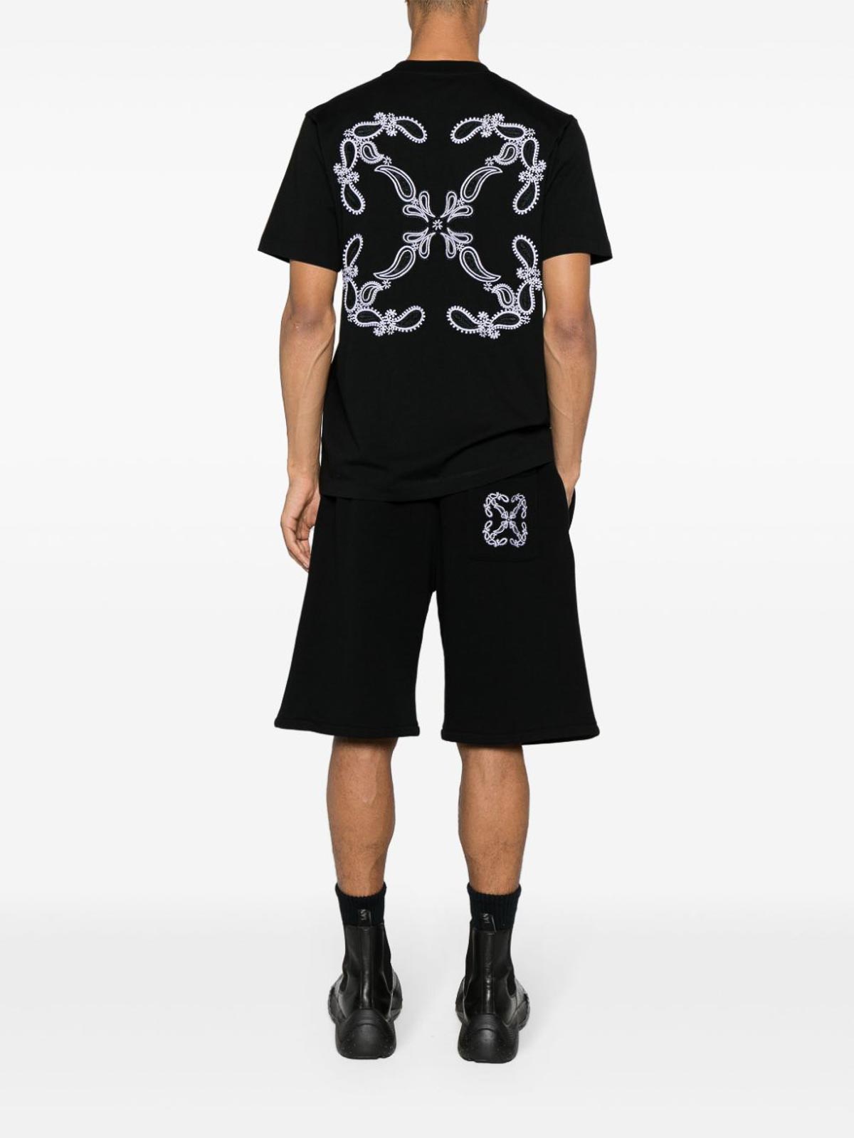 Shop Off-white Bandana Arrow Skate Cotton T-shirt In Black