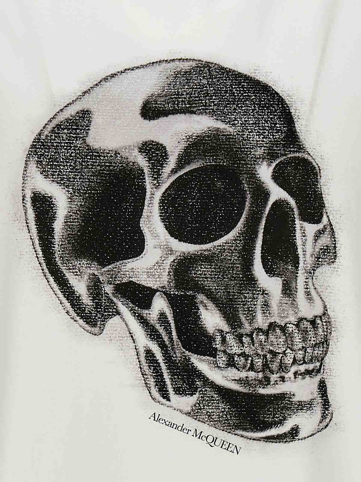 Shop Alexander Mcqueen Cotton Crew Neck Skull Print In Blanco