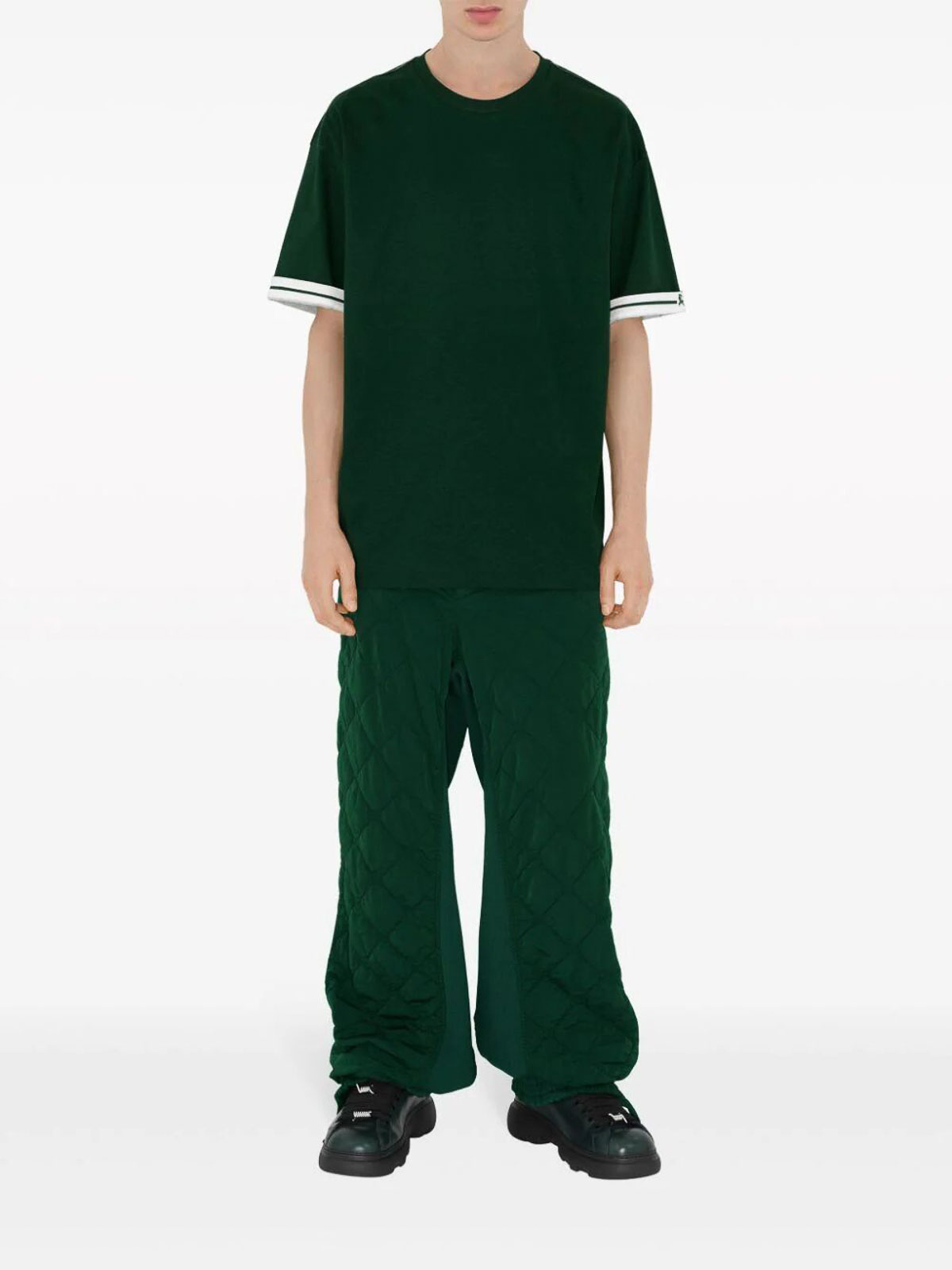 Shop Burberry T-shirt In Verde Oscuro