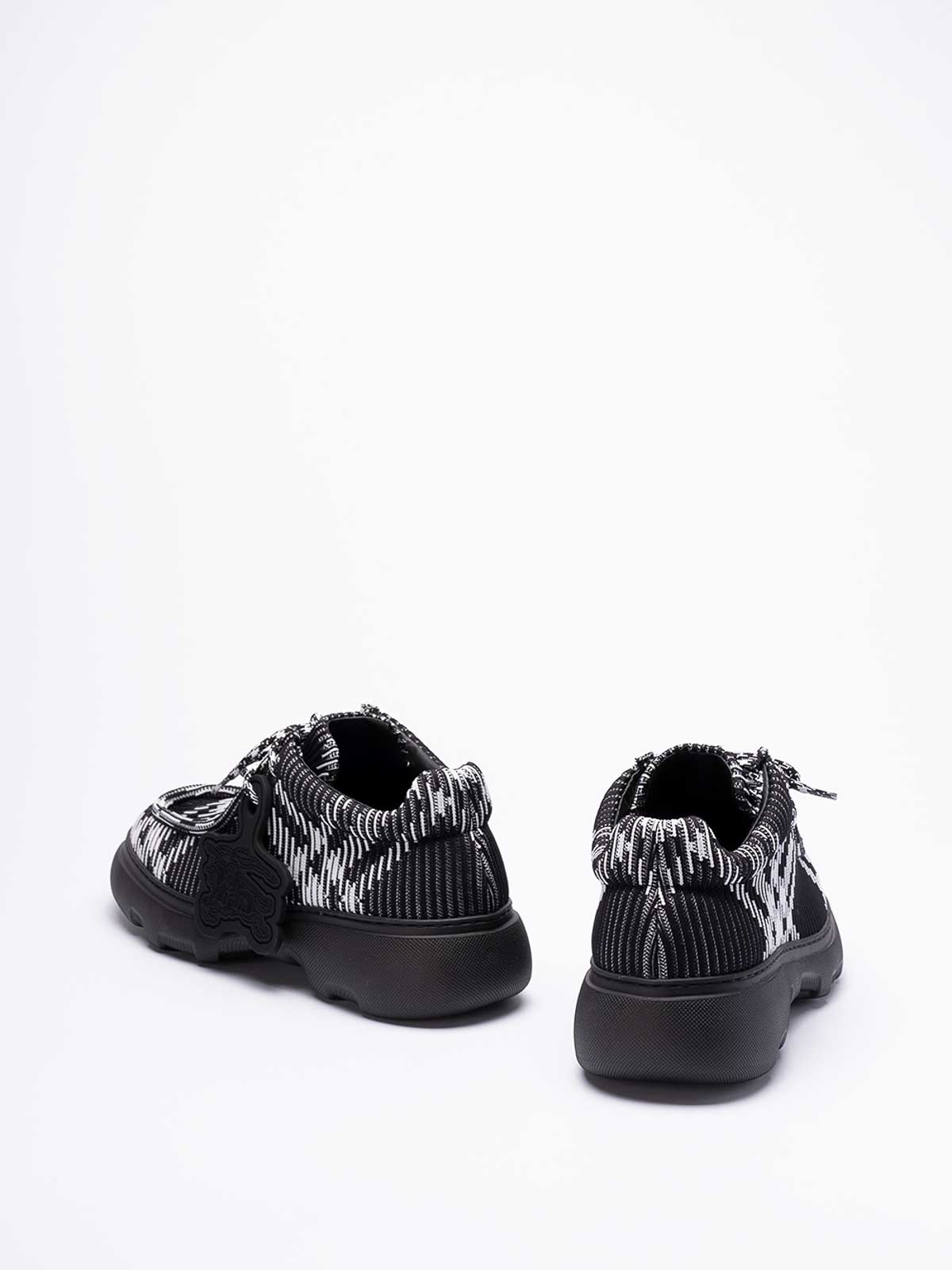 Shop Burberry Zapatos Con Cordones - Negro