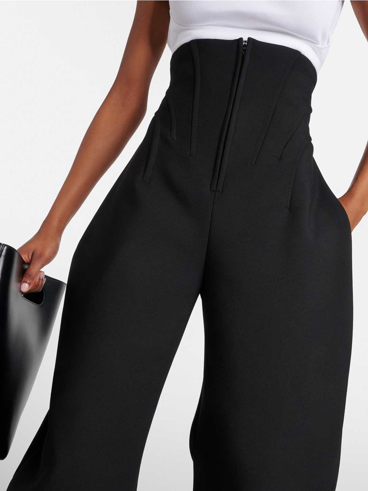 【ALAIA】NEW ROUND PANTS ALAÏA ROUND DENIM PANT | ALAÏA HK