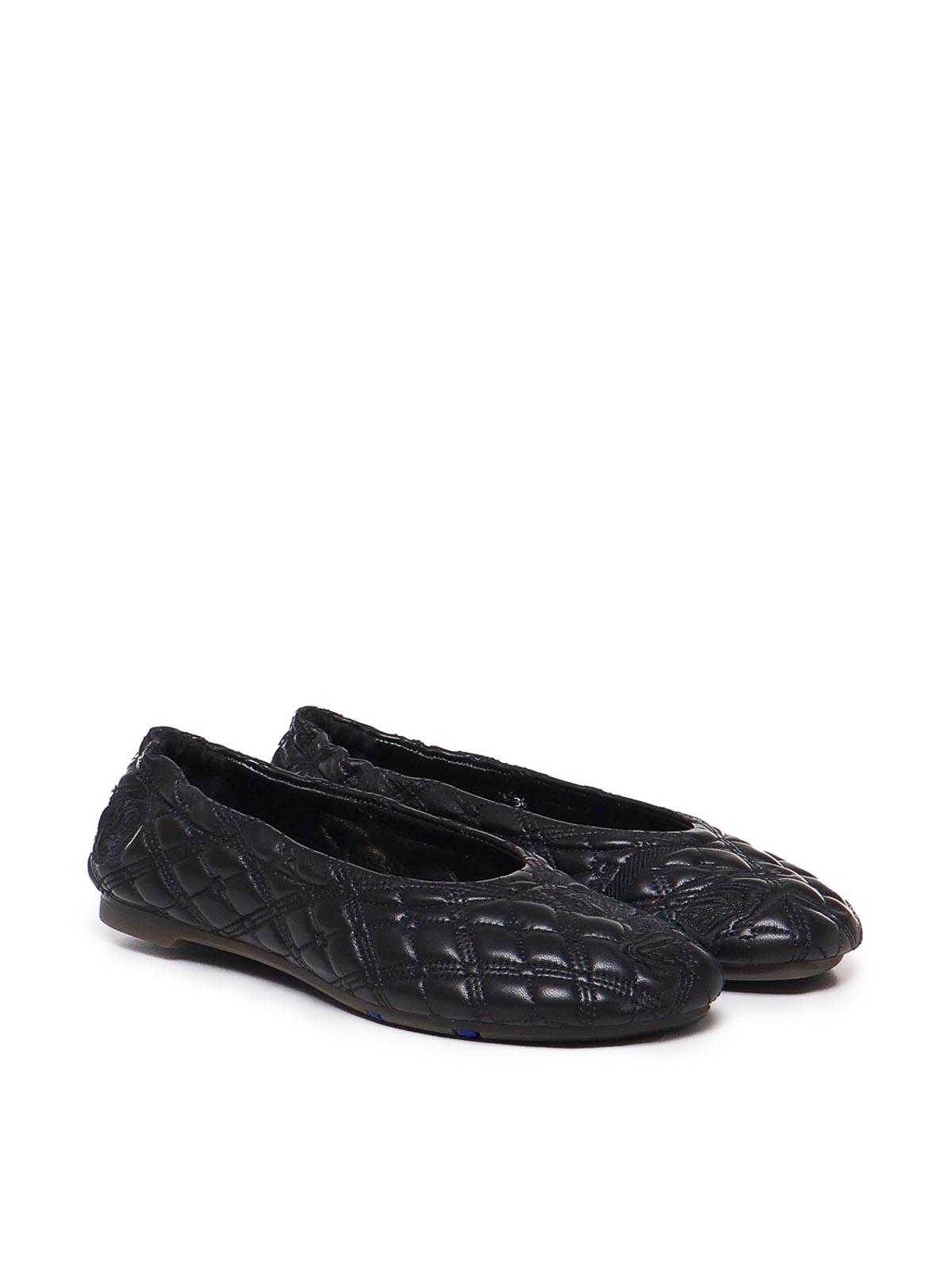 Shop Burberry Zapatos Clásicos - Negro In Black
