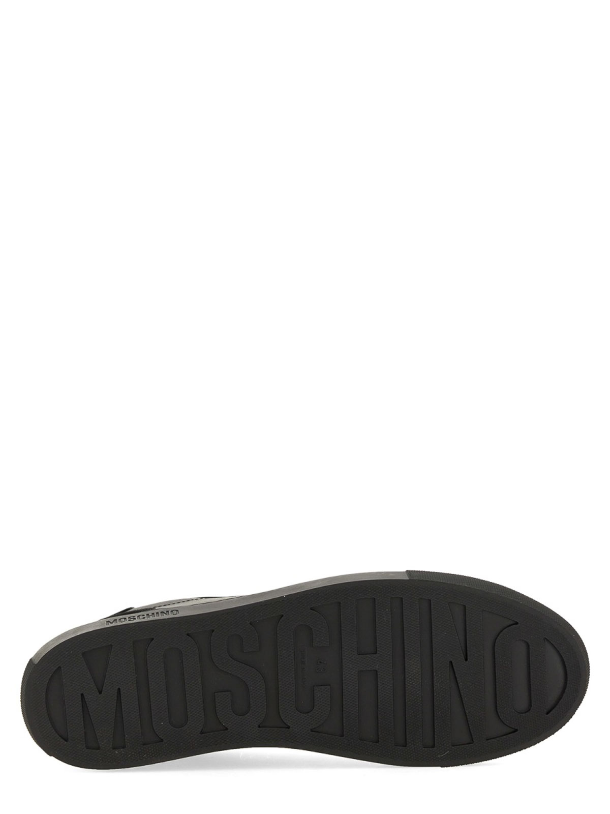Shop Moschino Zapatillas - Negro In Black