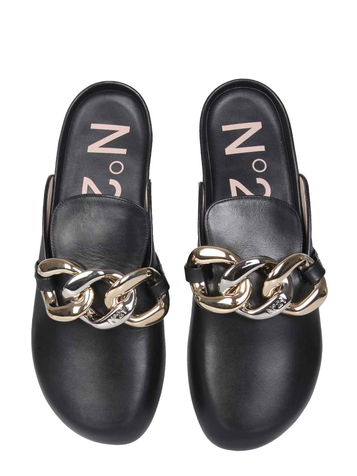 Shop N°21 Mules With Oversized Chain In Black