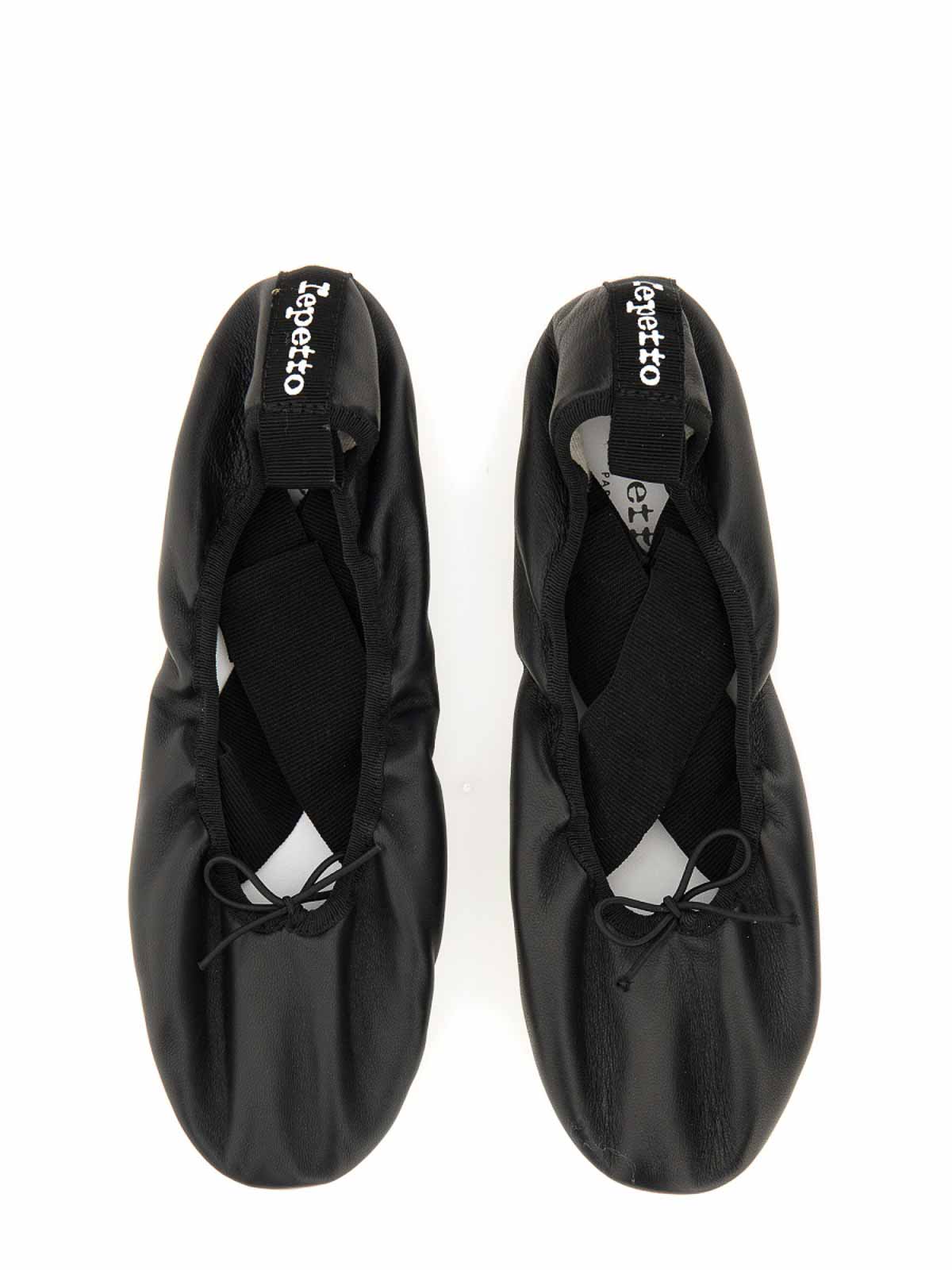 Shop Repetto Flat Shoes Gianna In Black