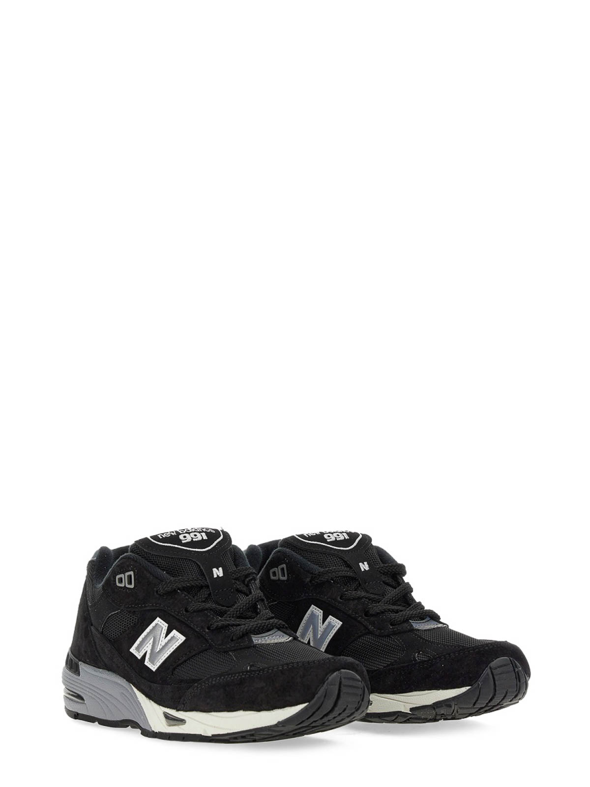 Shop New Balance Zapatillas - 991 In Black