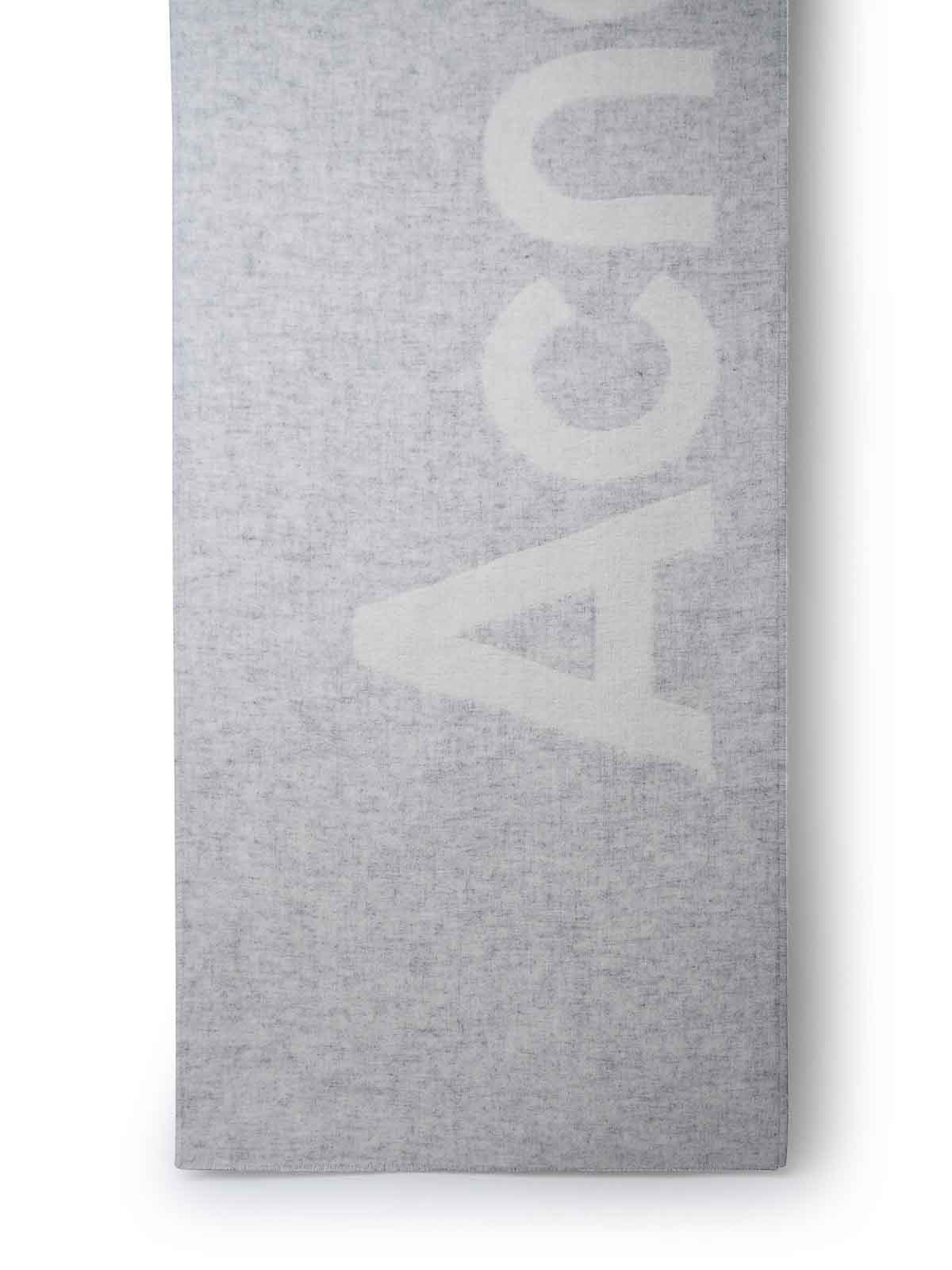 Shop Acne Studios Bufanda - Gris In Grey