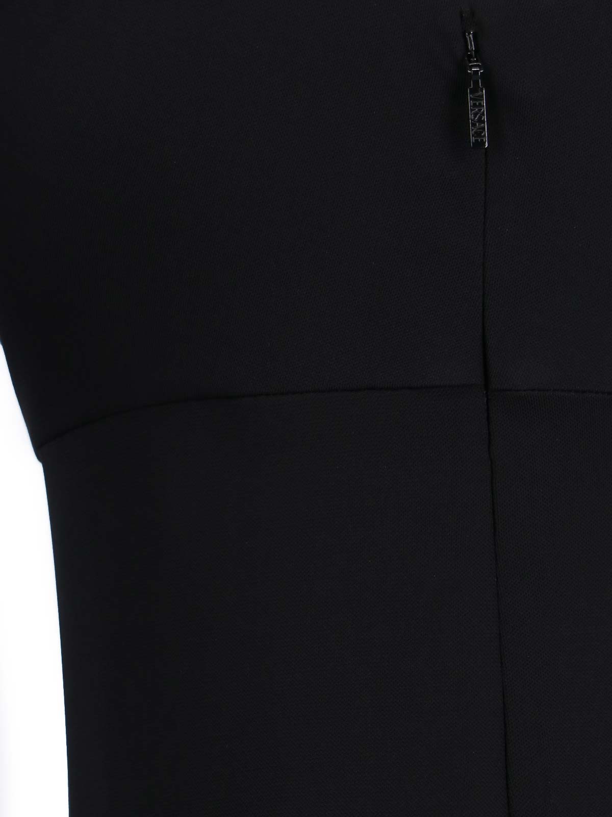 Shop Versace Vestido Corto - Negro In Black