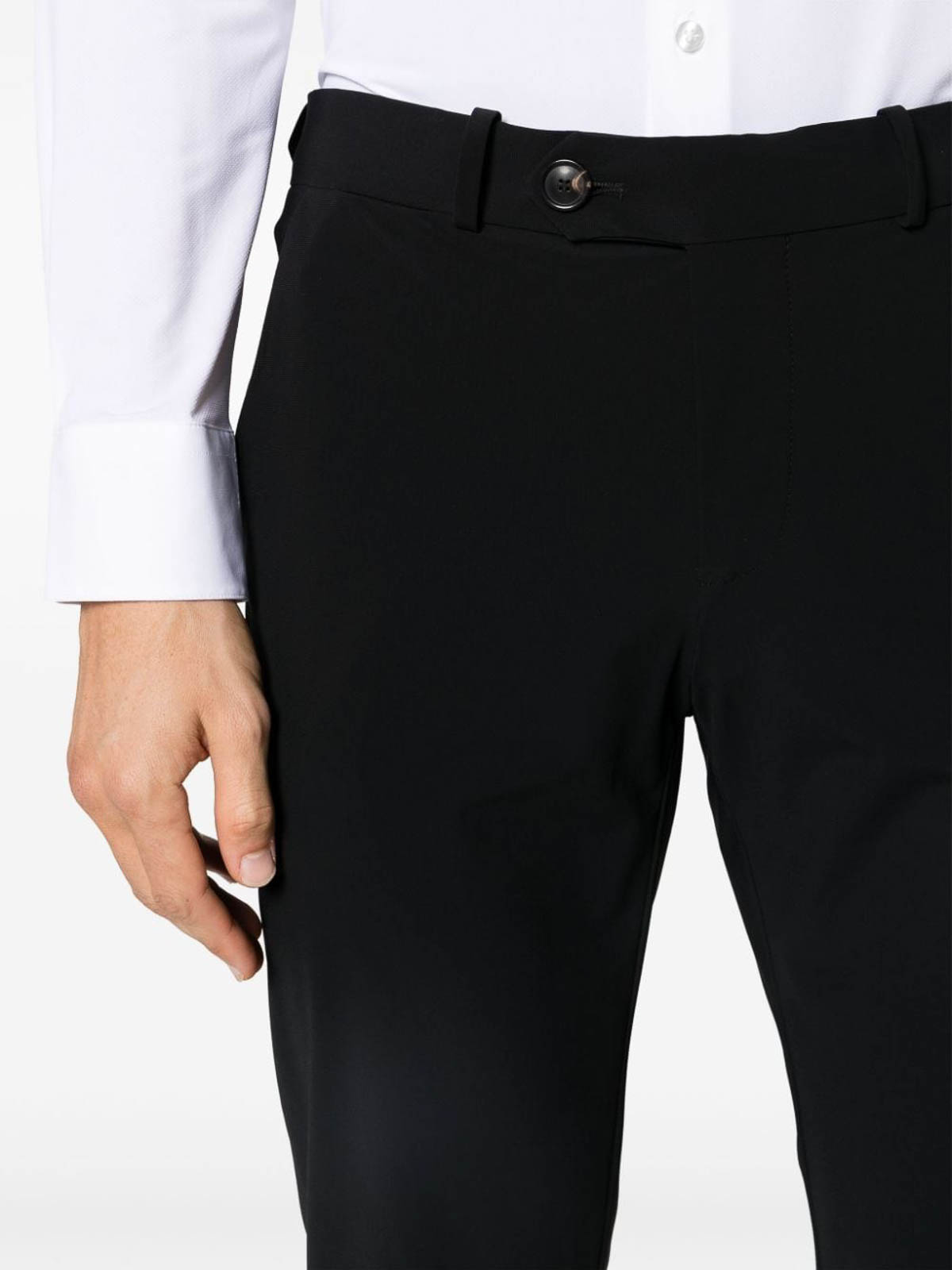 Shop Rrd Roberto Ricci Designs Pantalón Casual - Negro In Black