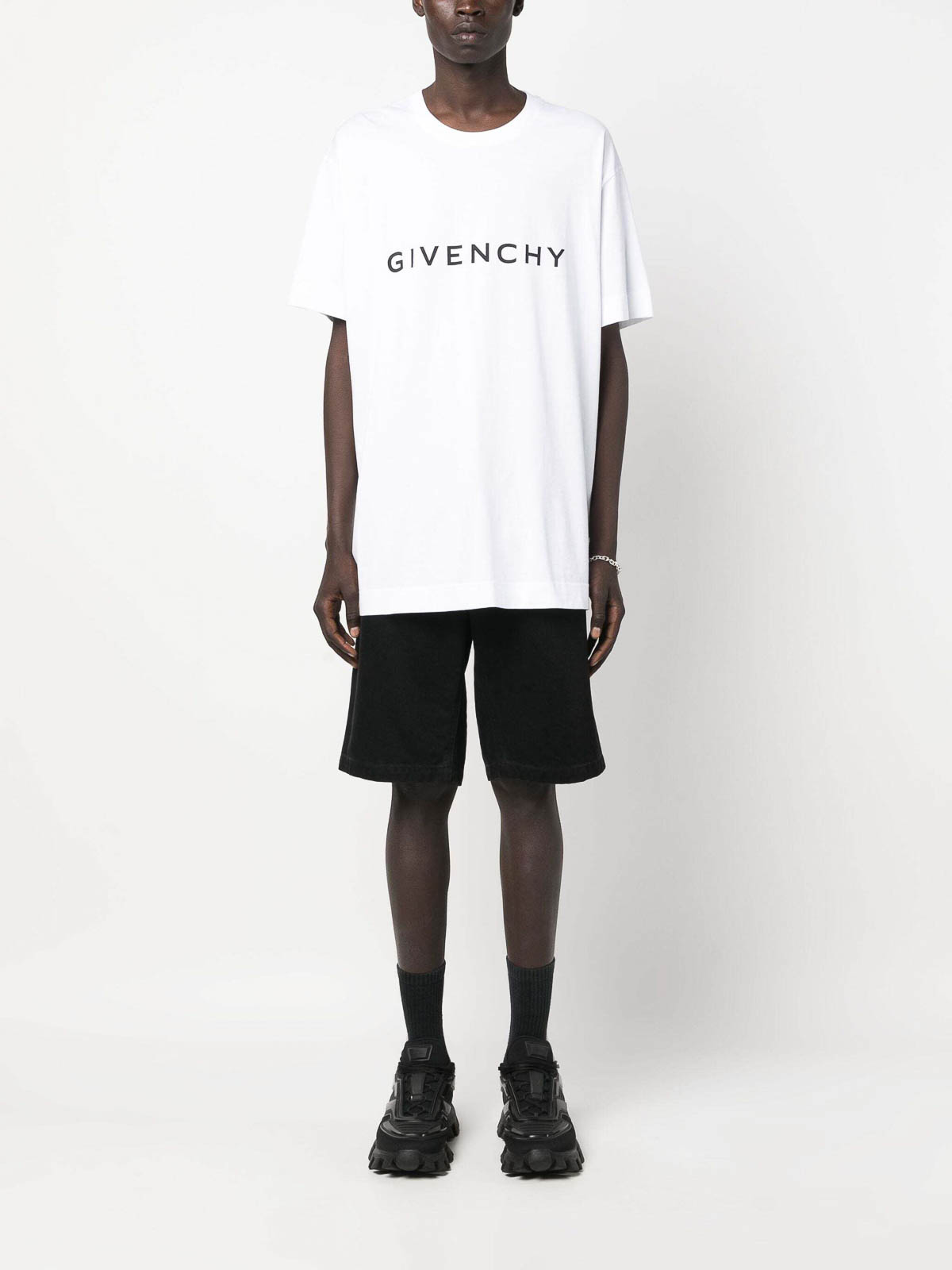 Shop Givenchy Archetype Oversized T-shirt In White