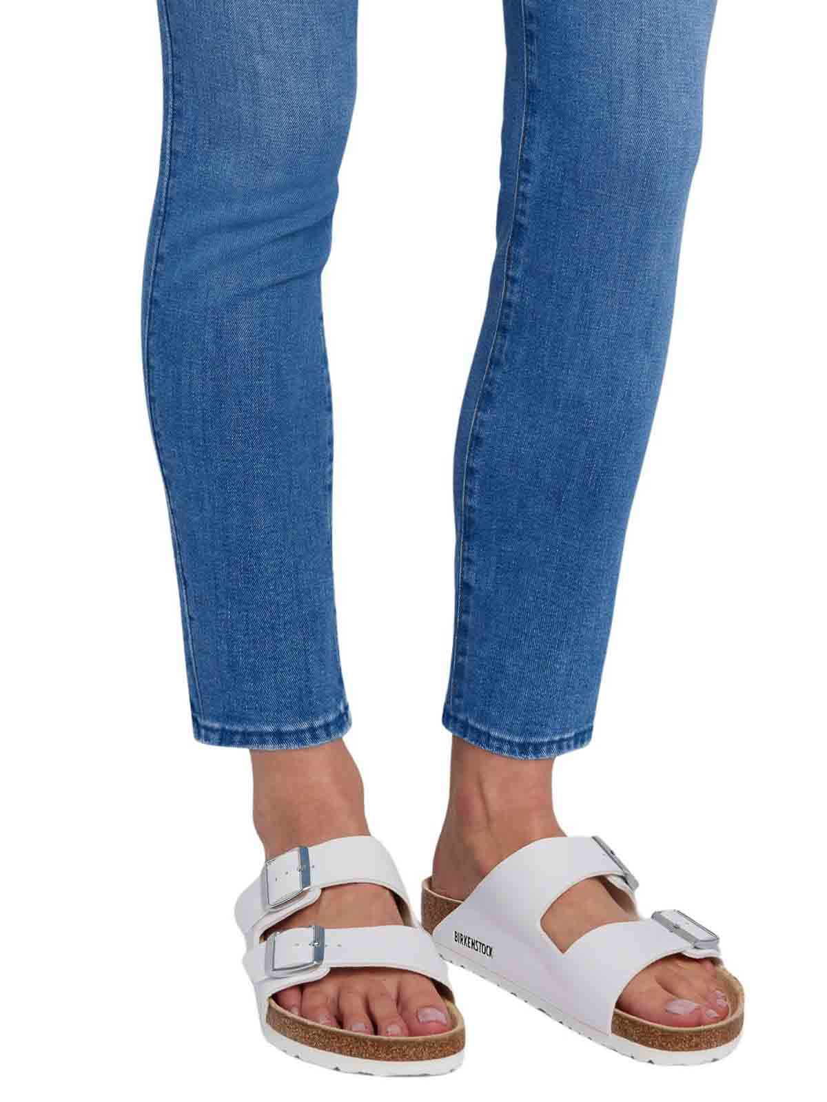 Shop 7 For All Mankind Roxanne Ankle Jeans In Blue