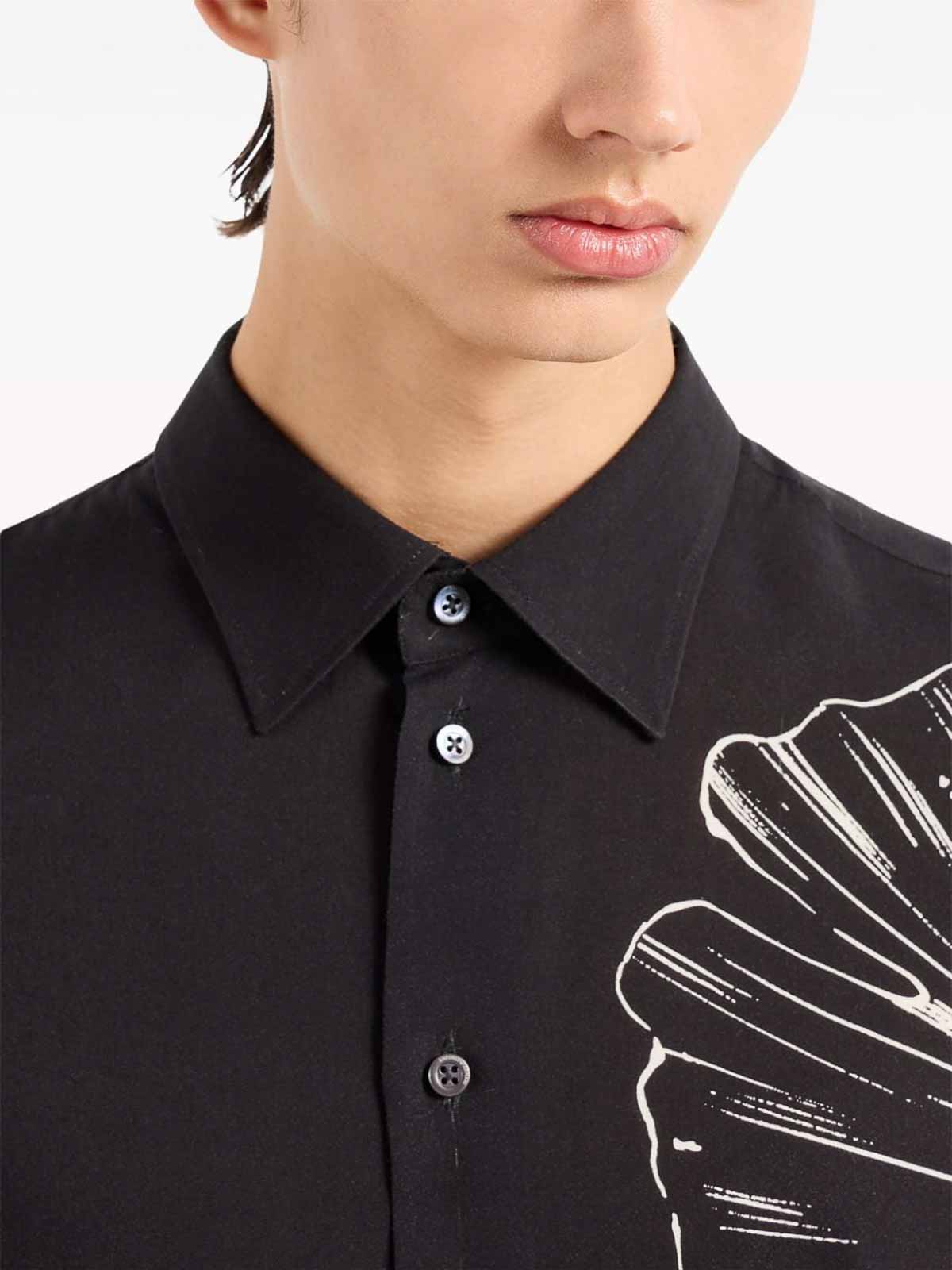 Shop Armani Collezioni Camisa - Negro In Black