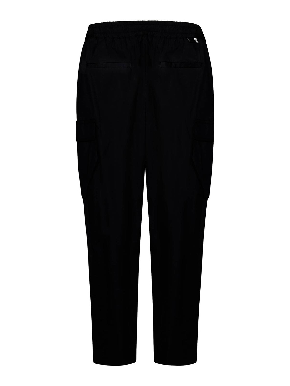 Shop Low Brand Pantalón Casual - Negro In Black