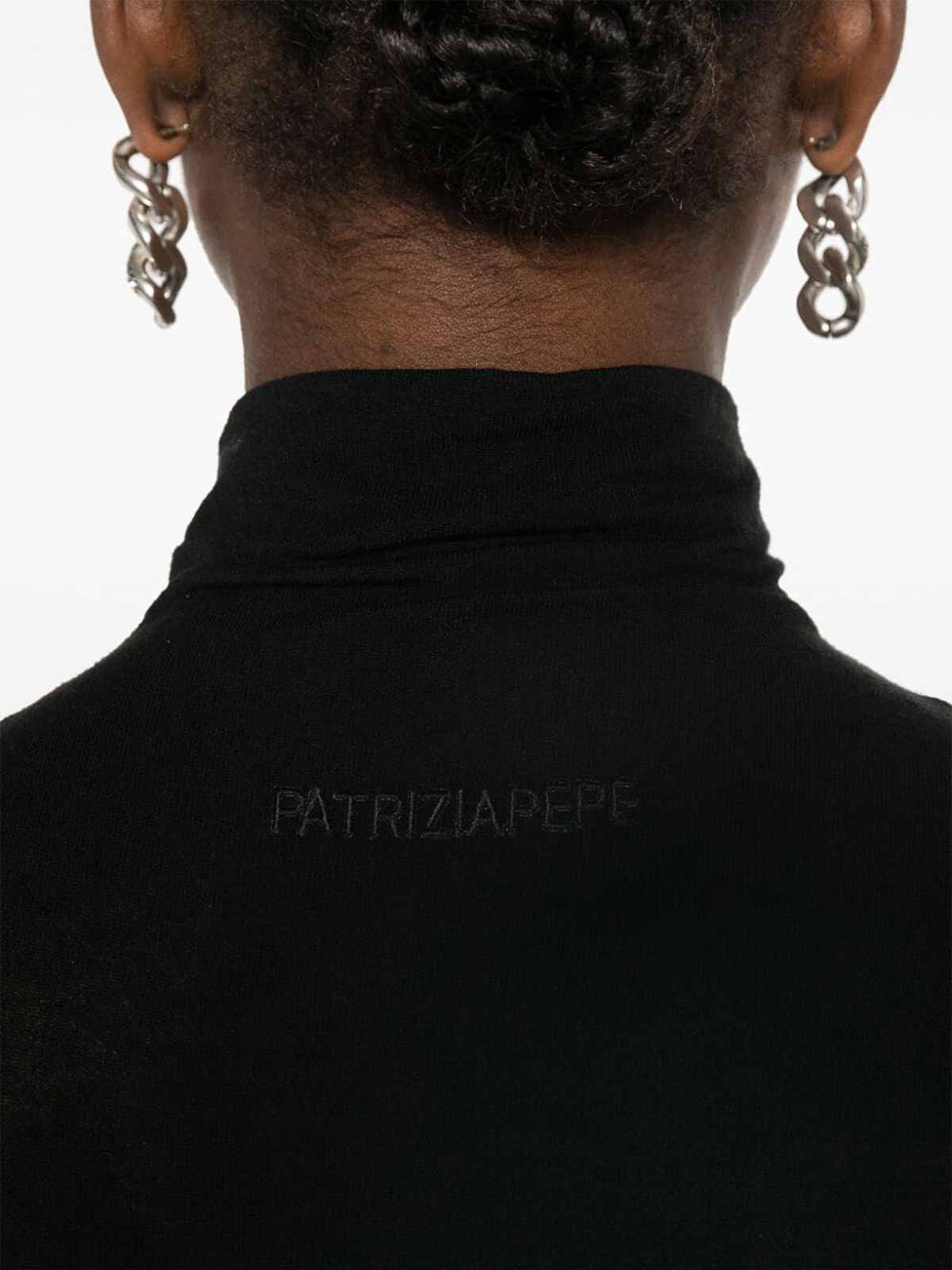 Shop Patrizia Pepe Camiseta - Negro In Black
