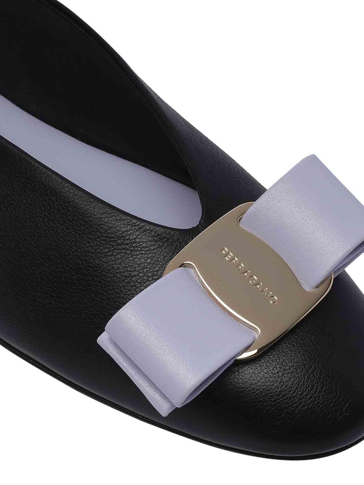 Shop Ferragamo Vara Bow Ballets In Black