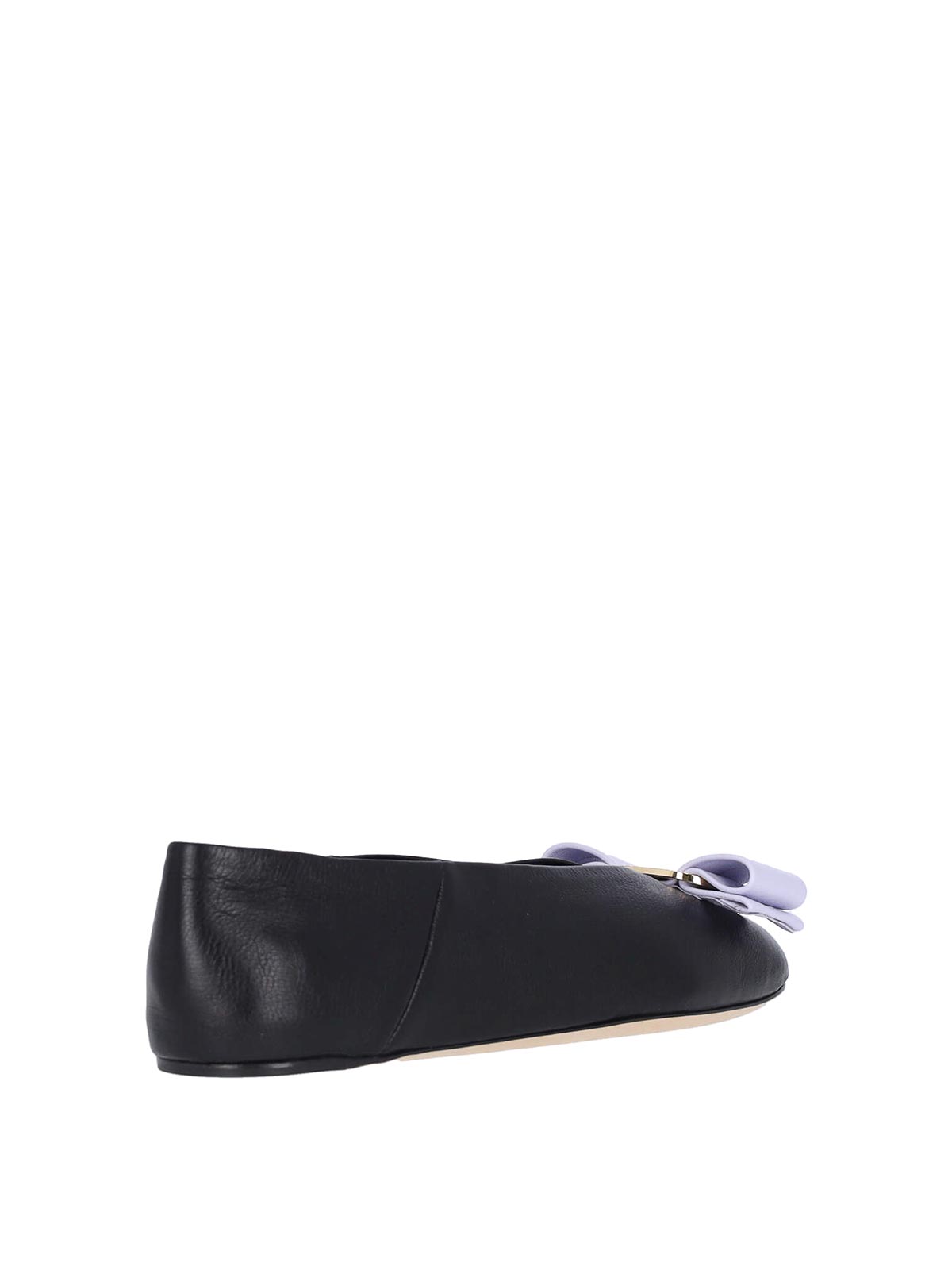 Shop Ferragamo Vara Flat Shoes In Black