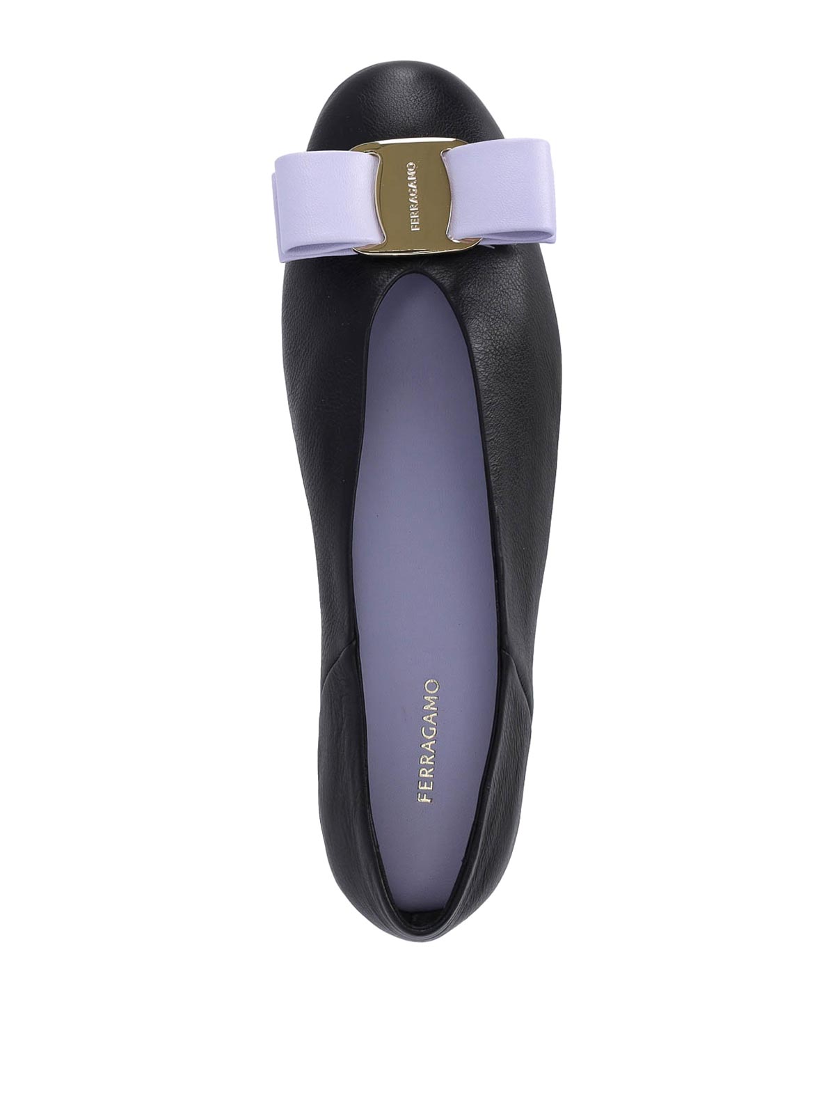 Shop Ferragamo Vara Flat Shoes In Black