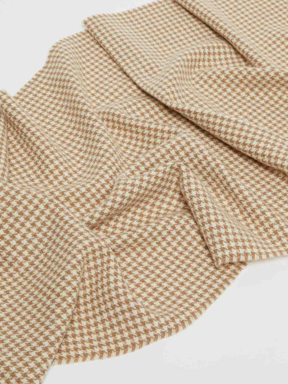 Shop Max Mara Wsstola Houndstooth Cashmere Stole In Camel