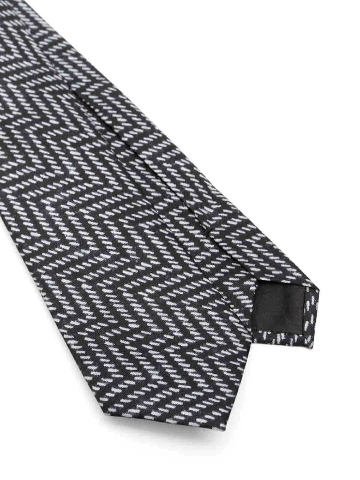 Shop Giorgio Armani Silk Tie In Negro