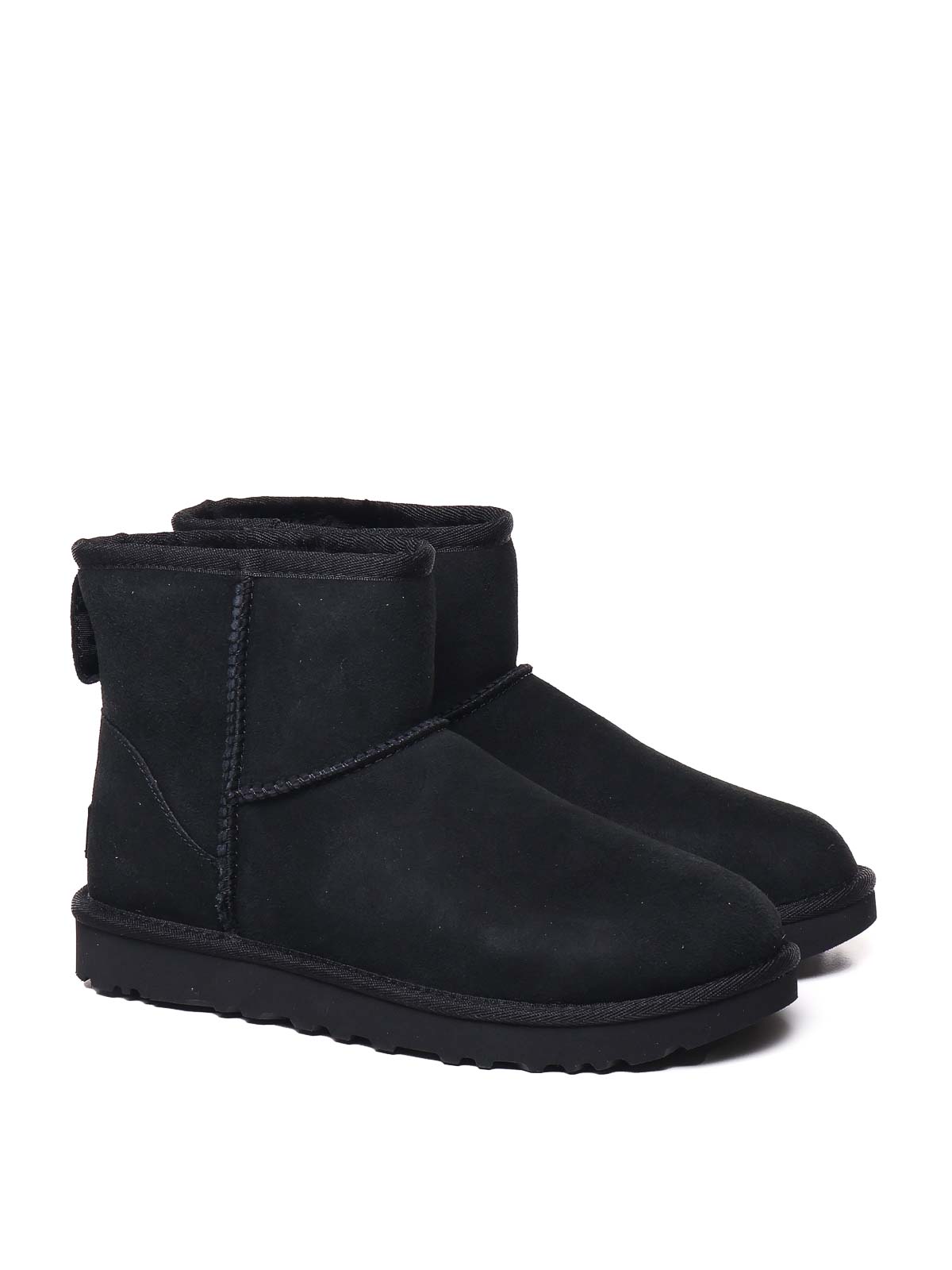 Shop Ugg Classic Mini Boots In Negro