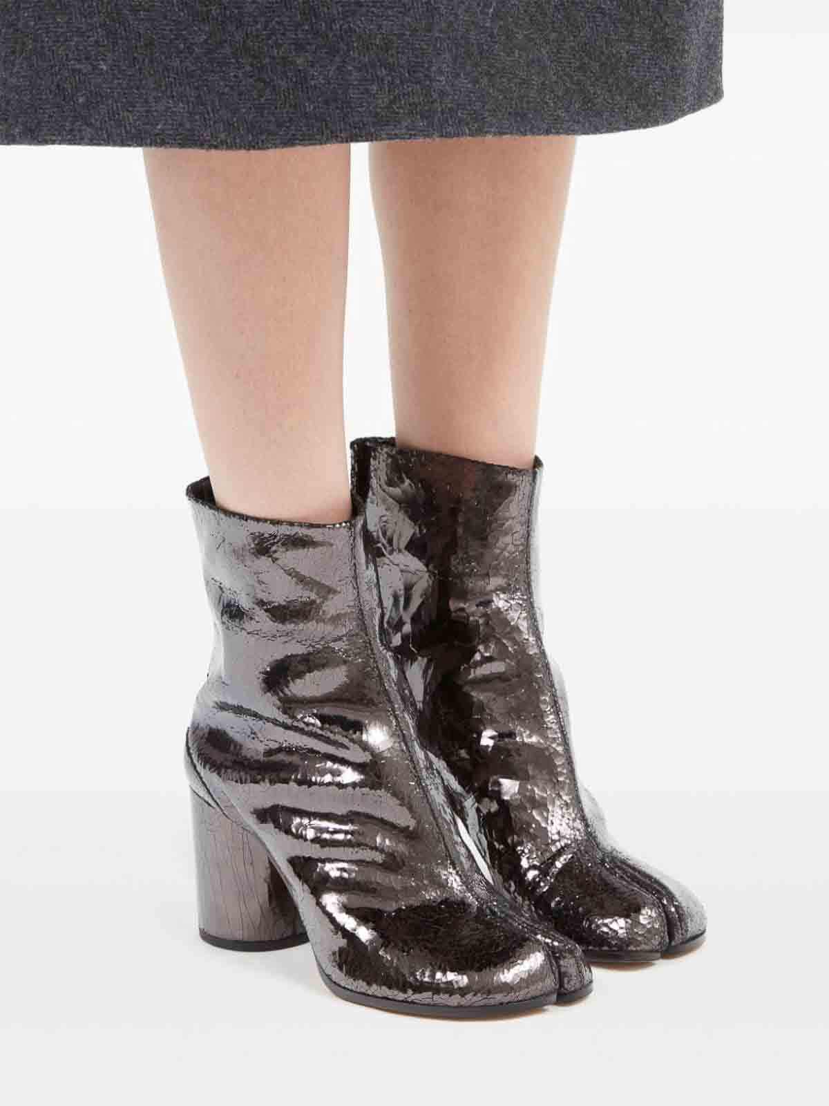 Shop Maison Margiela Leather Boots In Gris Oscuro