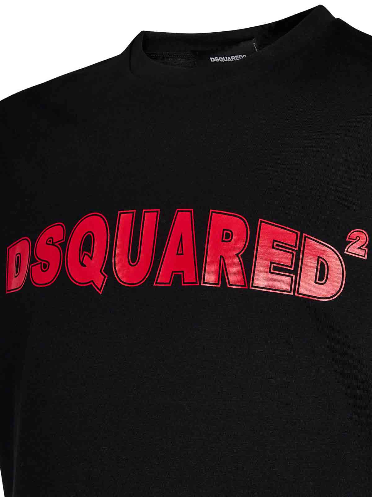 Shop Dsquared2 T-shirts In Black