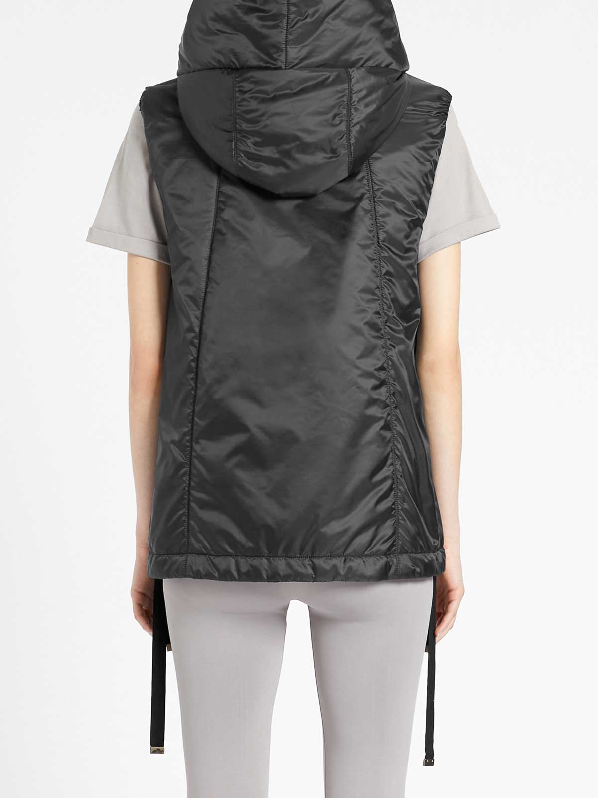 Shop Max Mara The Cube Vest In Black