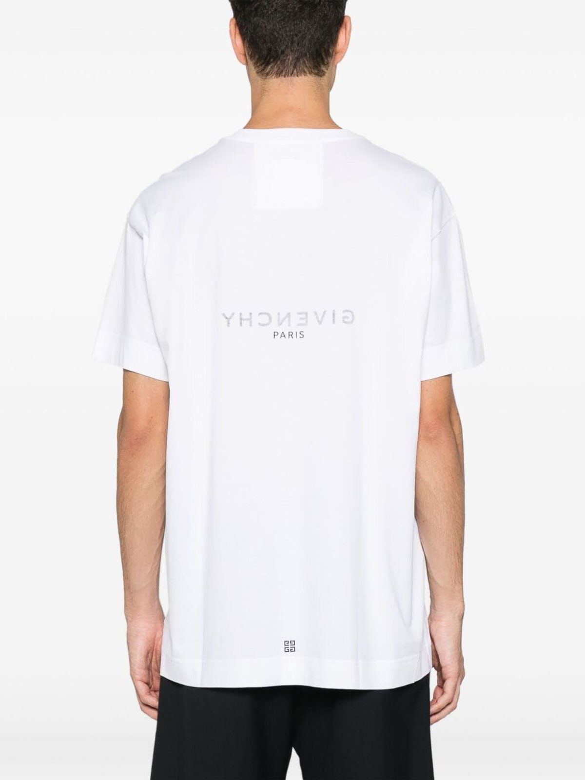 Shop Givenchy T-shirt In White