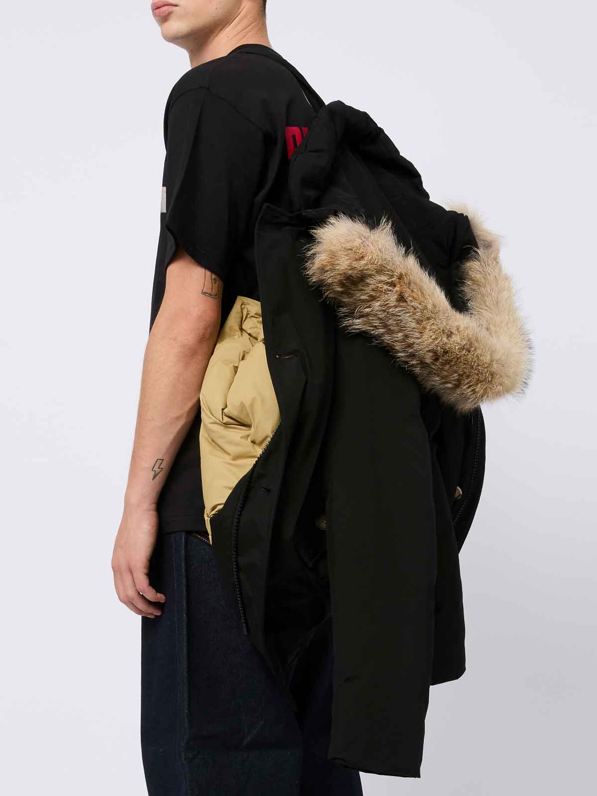 Woolrich Parka With Fur And Pockets In Black