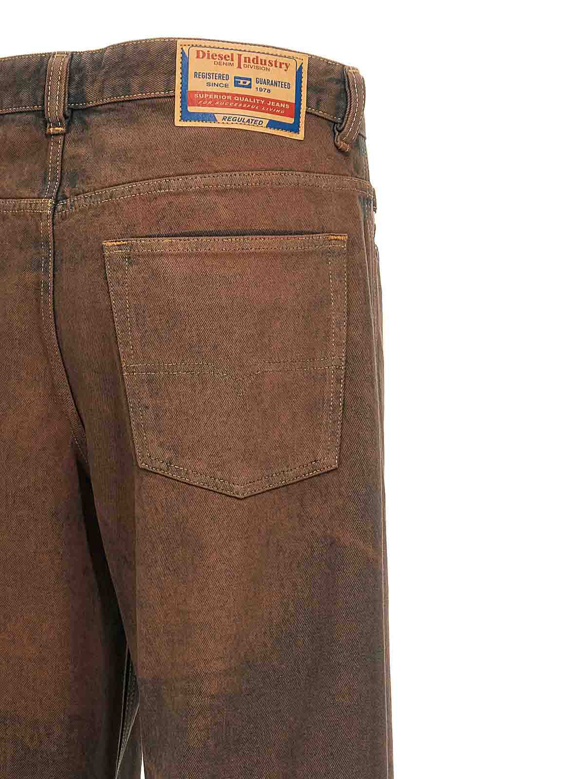 DIESEL ブラウンブーツカットデニム Diesel ブーツカットジーンズ - ブラウン|A1721709K8201