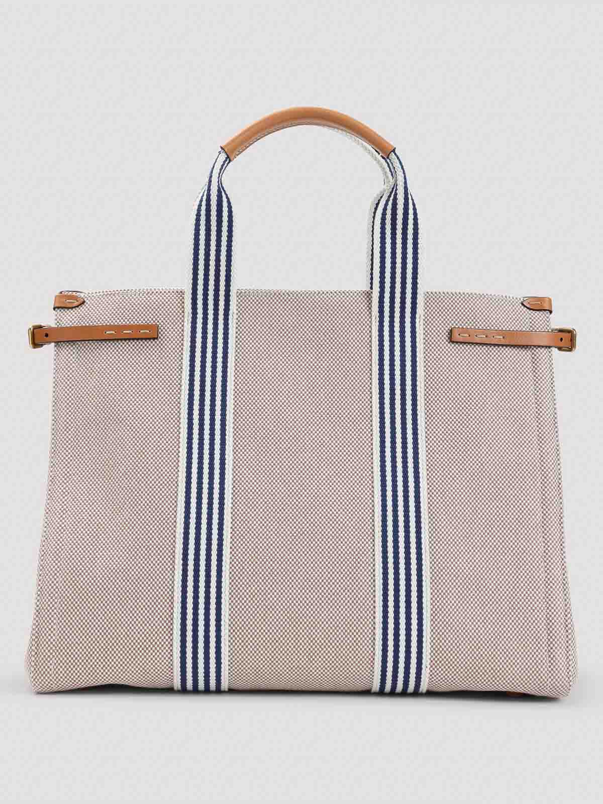 ショルダーバッグ・ポシェット Valentino Garavani Antibes Large Shoulder Bag Valentino Garavani Antibes Large Shoulder Bag | 6Y2B0D18NDZQXJ