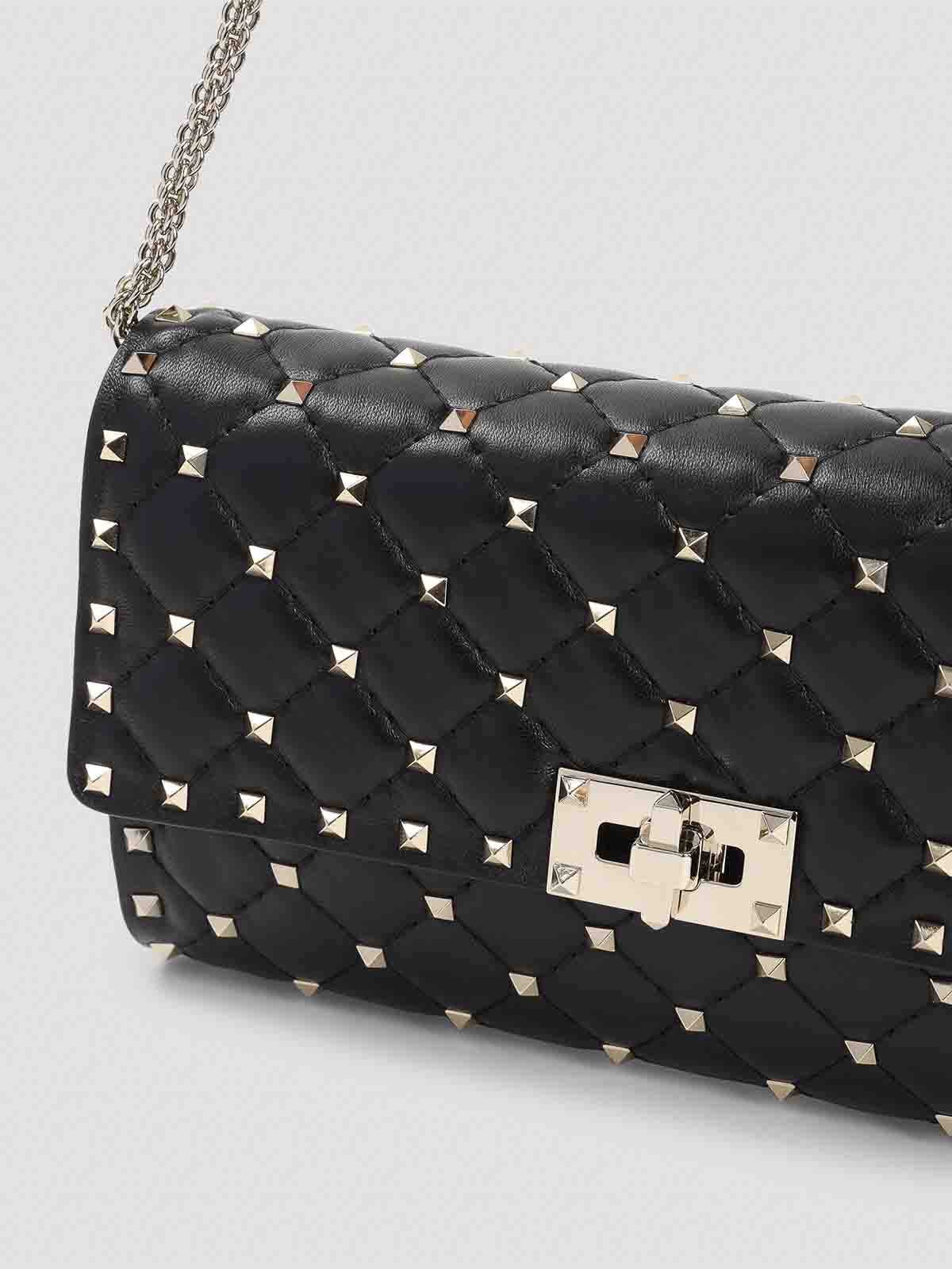 ショルダーバッグ・ポシェット Valentino Garavani Shoulder bag Valentino Garavani - Small Black Leather Rockstud Shoulder Bag