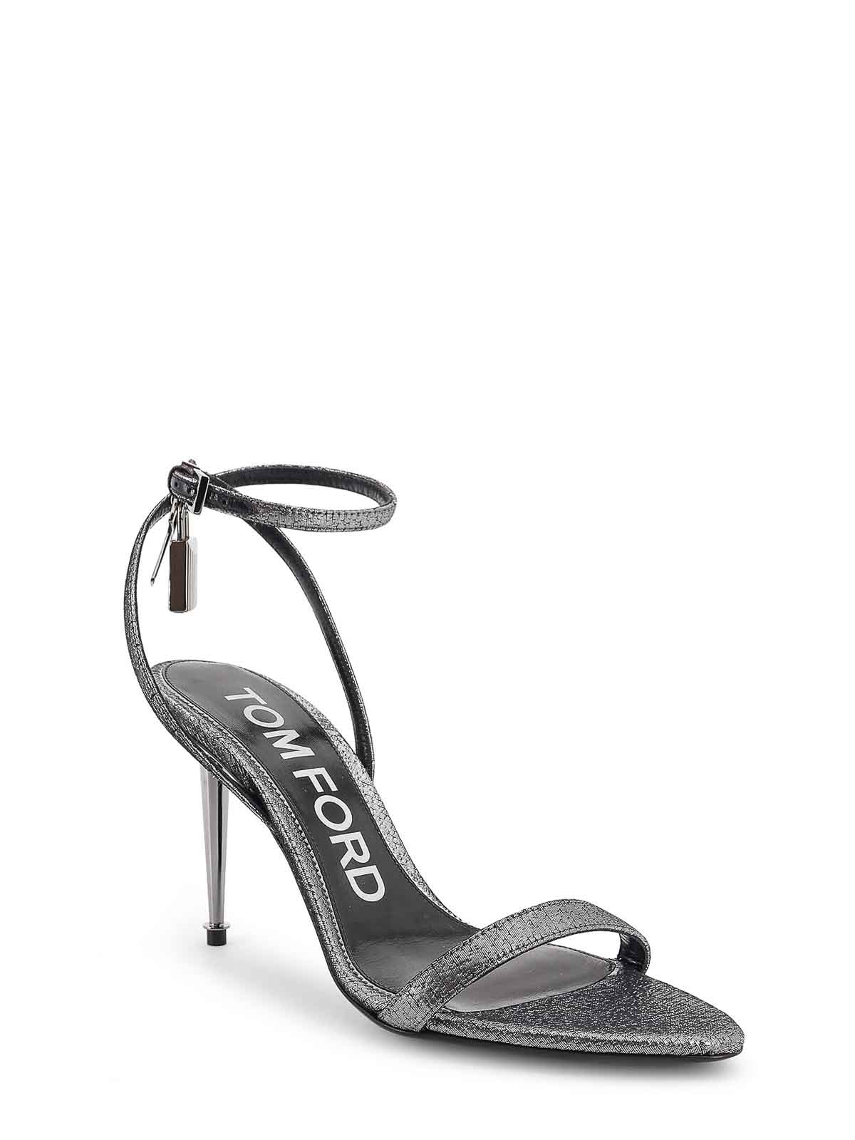 【関税&送料込】Tom Ford Laminated Leather Sandals With Logo Tom Ford Sandals with laminated leather heel | W2748TSY054A1G001