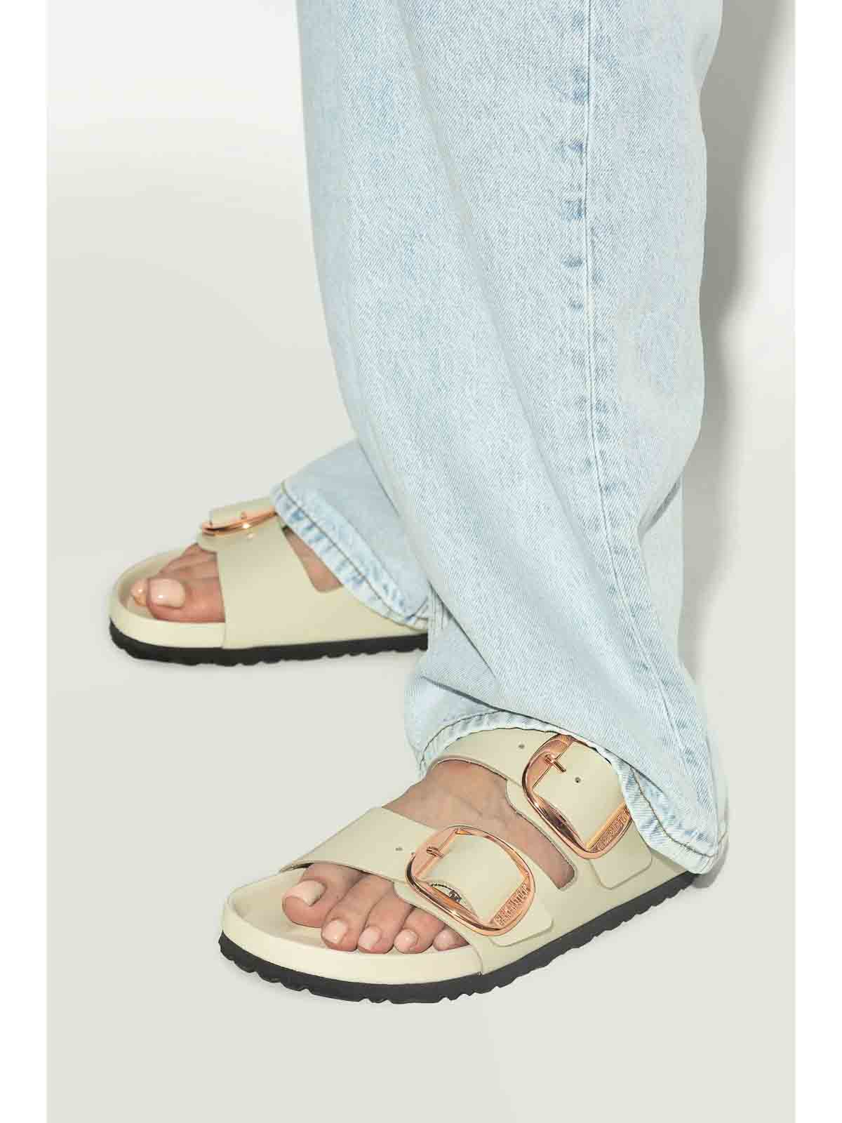 Birkenstock Arizona Lacquer Leather Slides In Sand