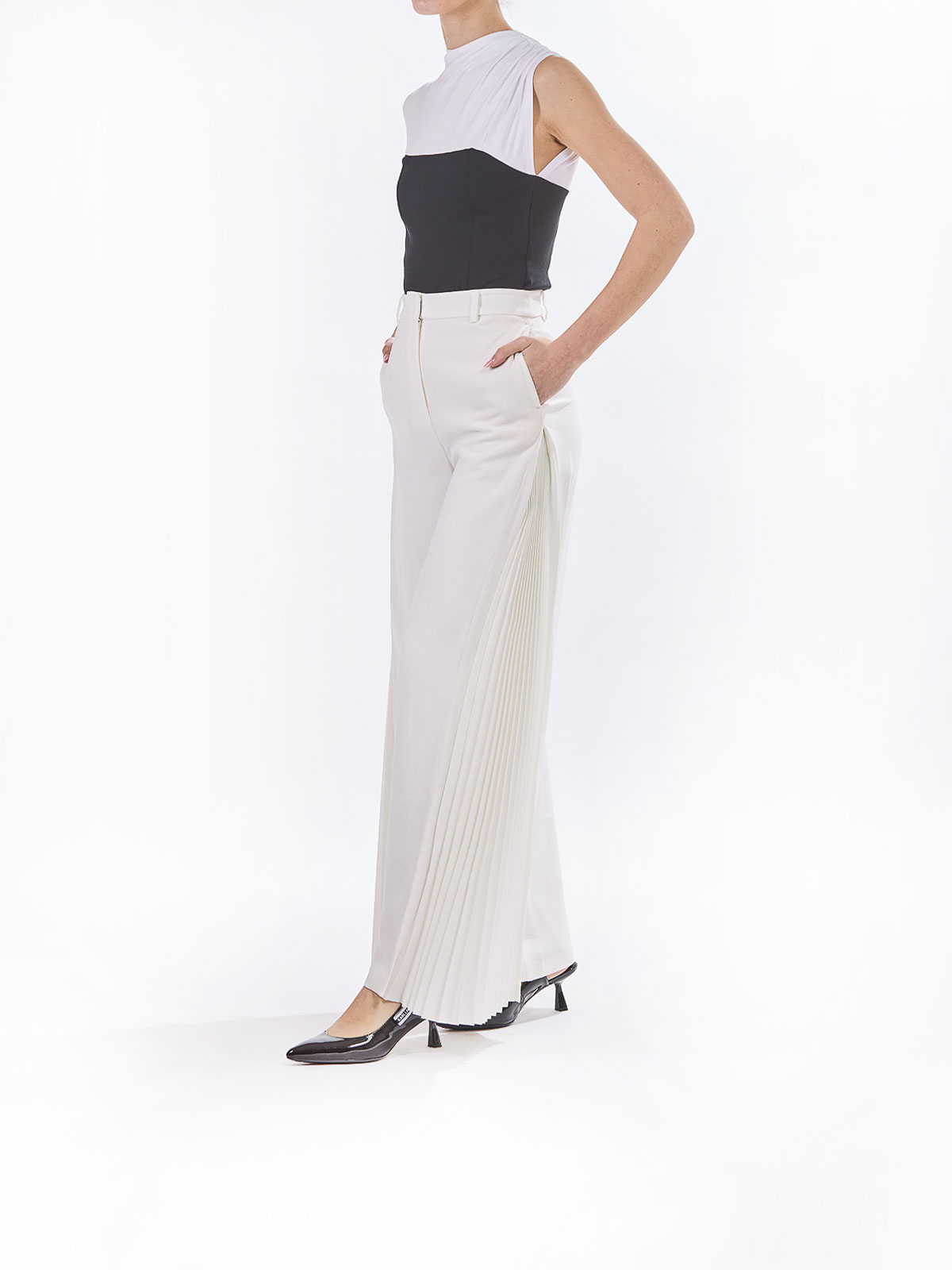Karl Lagerfeld Karl Studio Pleated Pants In White