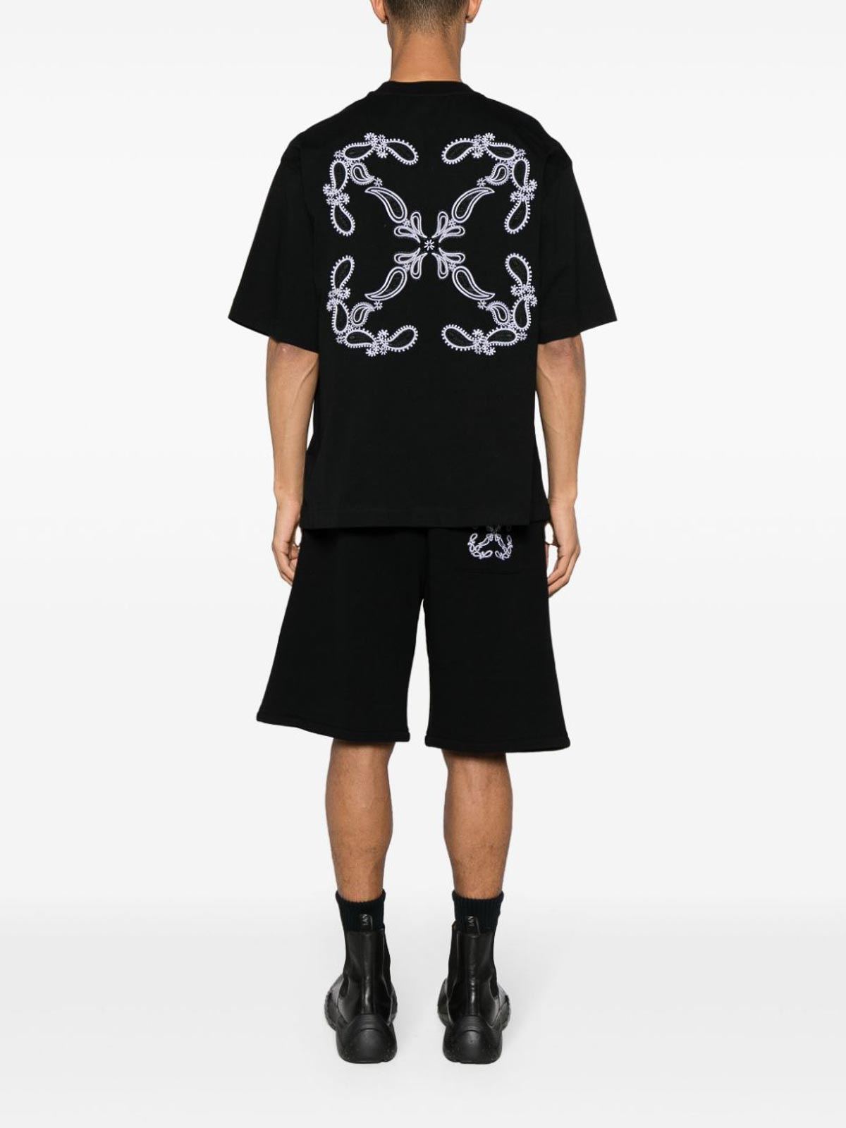 ★Off-White★ Bandana Skate Short Sleeve T-Shirt White OMAA1 Off-White Bandana Arrow Skate T-shirt | italist