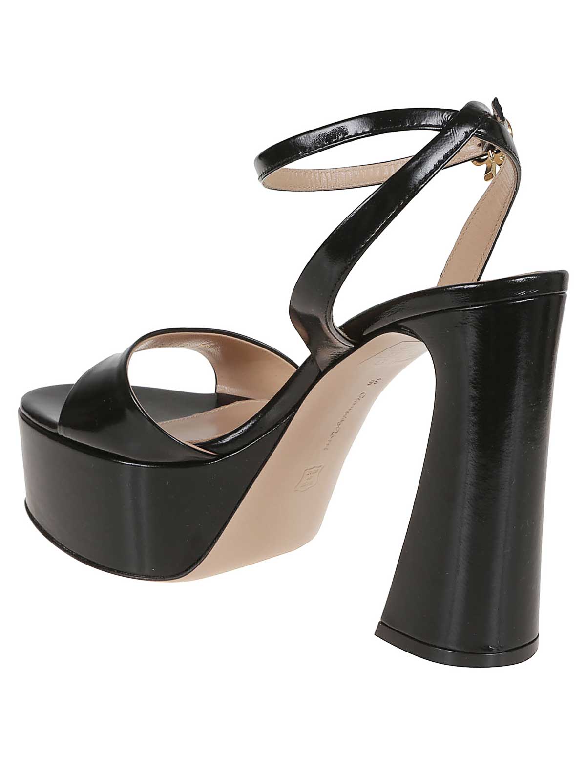 Gianvito Rossi Nancy Sandals With Sculptural Heel In Black