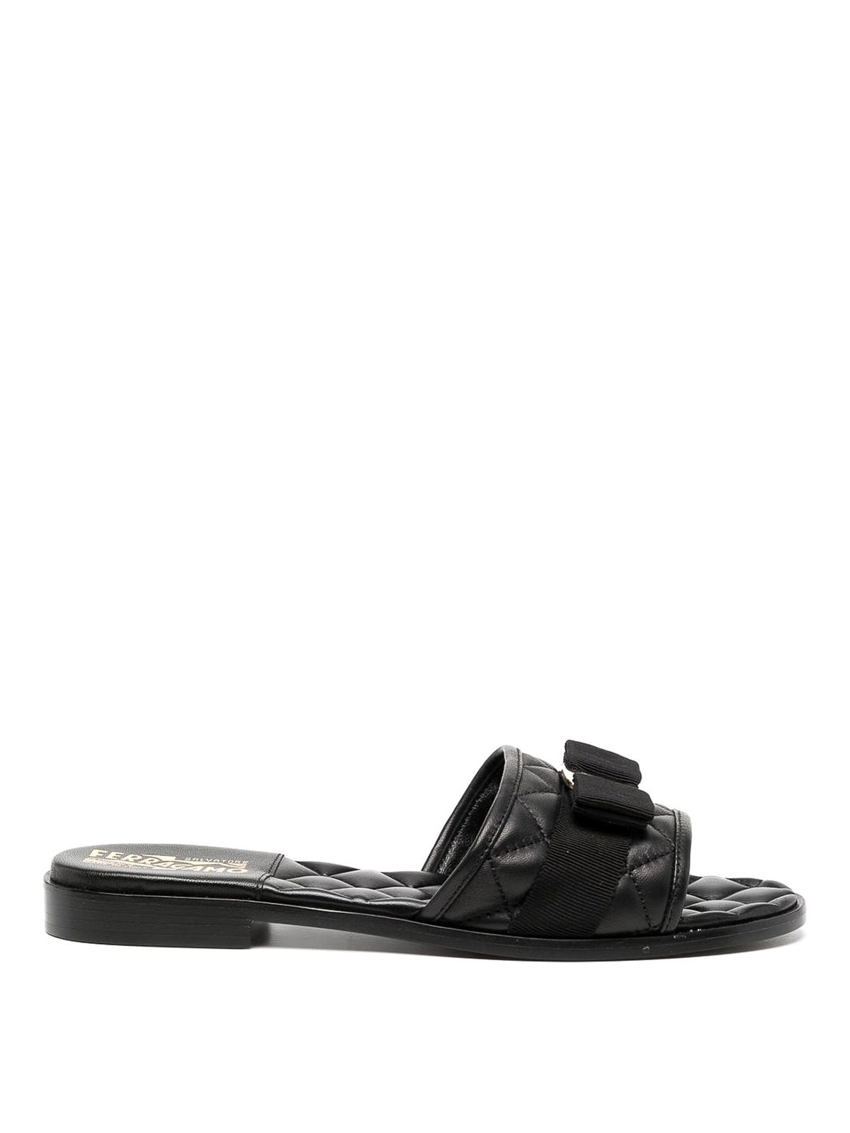 Ferragamo Love Cq Quilted Leather Flat Sandals In Black