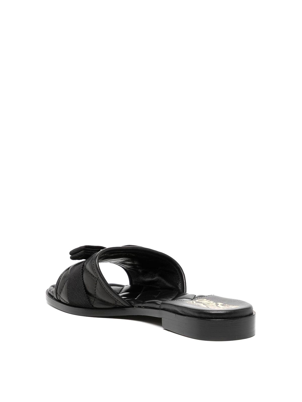 Ferragamo Love Cq Quilted Leather Flat Sandals In Black