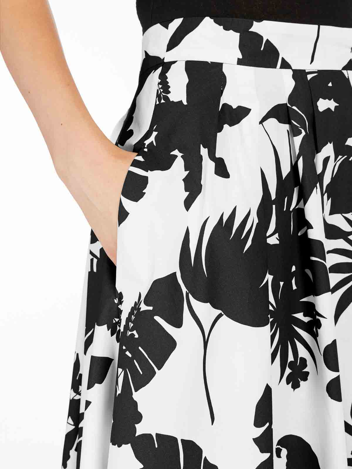 Max Mara Floral-print Pleated Skirt In Black