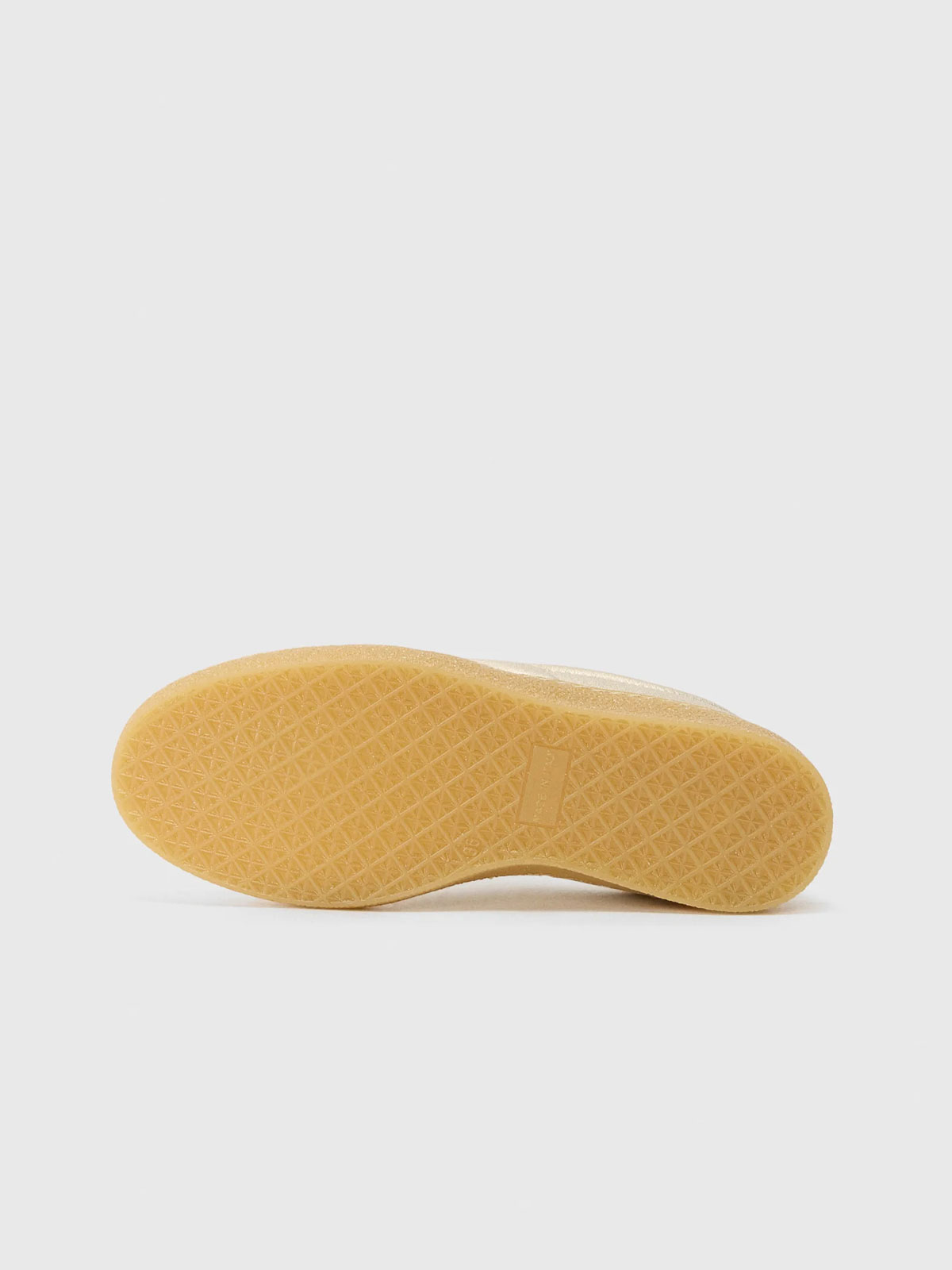 Weekend Max Mara Round-toe Sneakers In Neutral