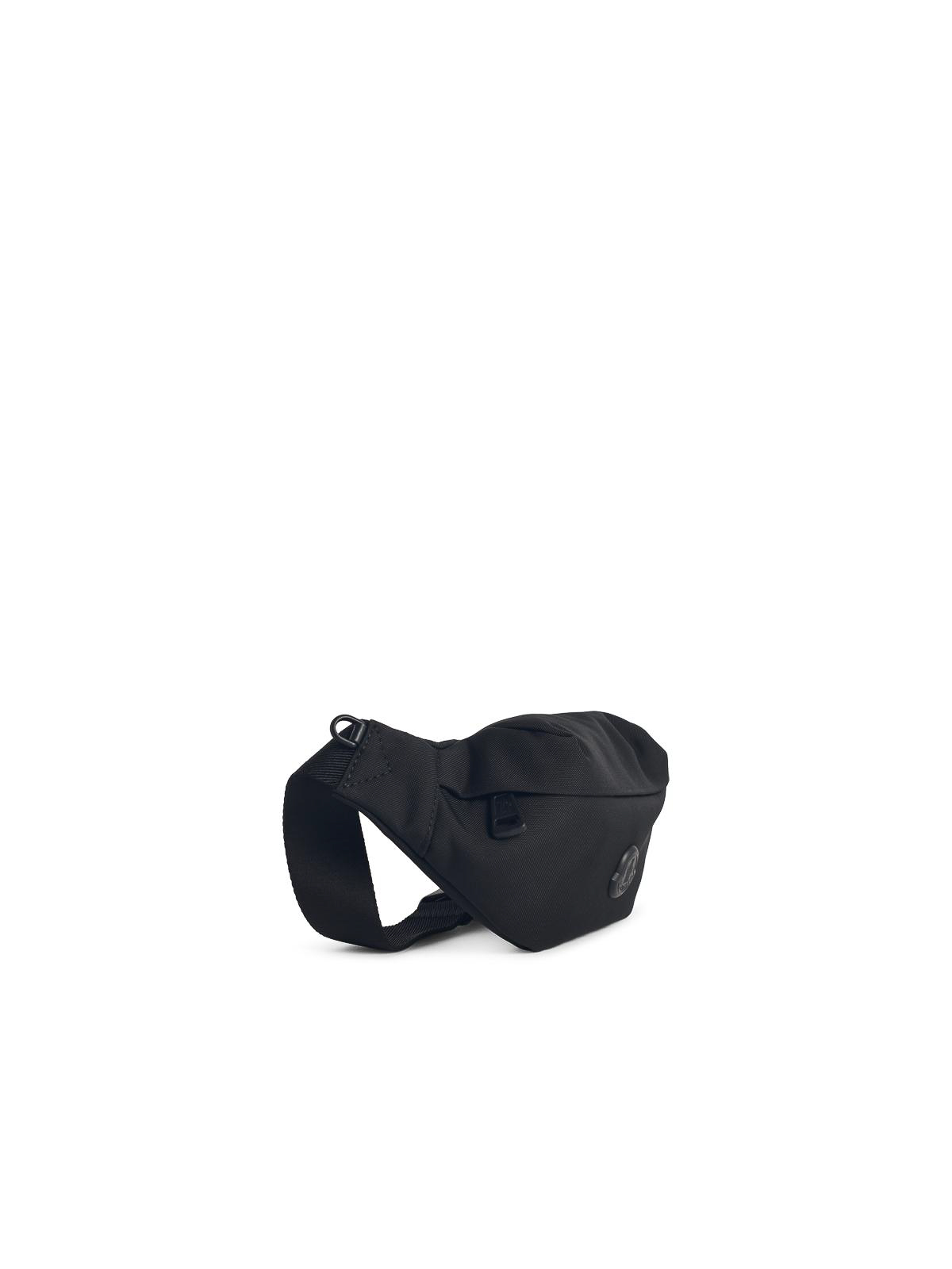 Moncler Durance Logo-patch Belt Bag In Black