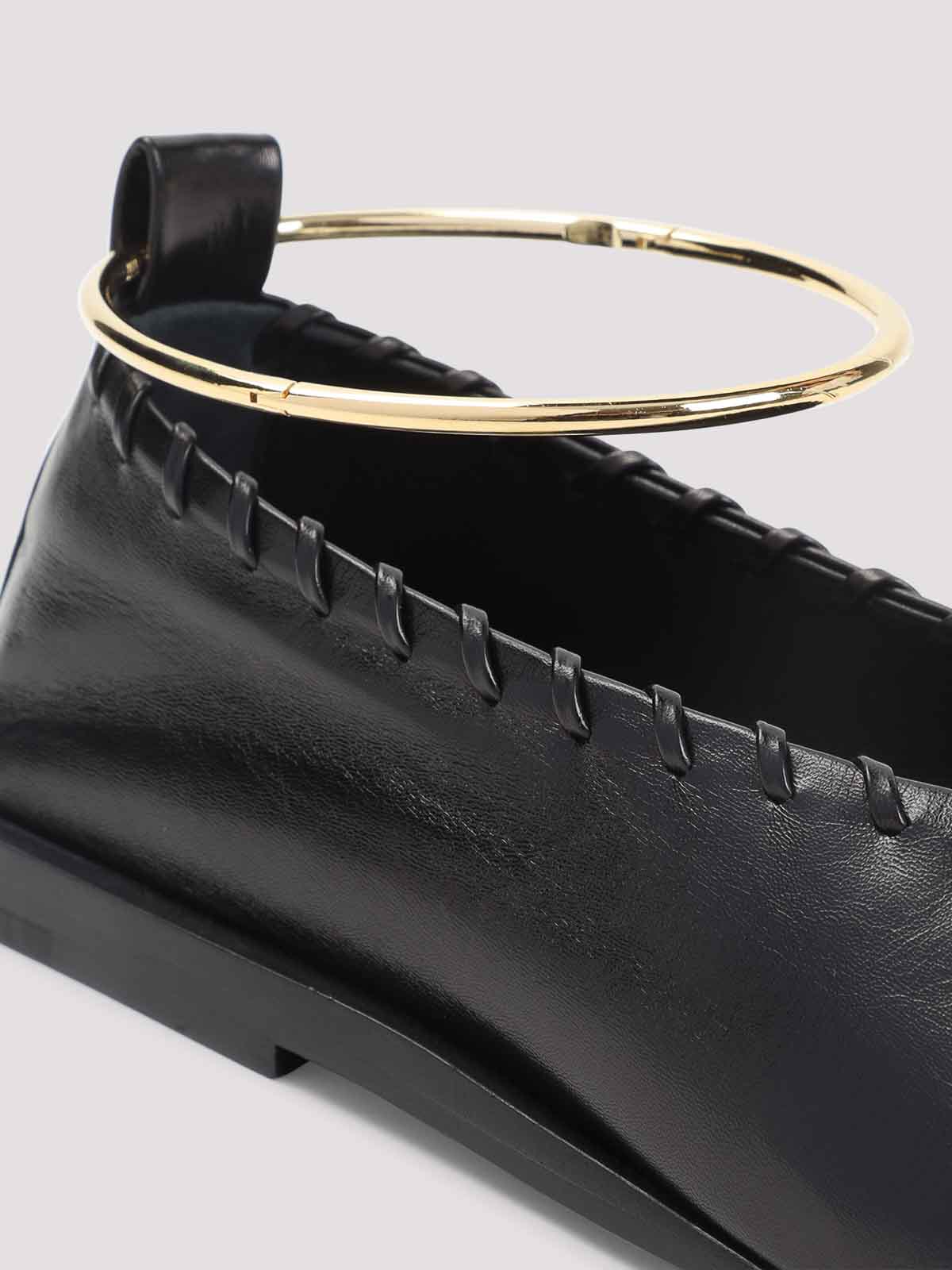Jil Sander Ring Whipstitch-trimmed Leather Ballet Flats In Black