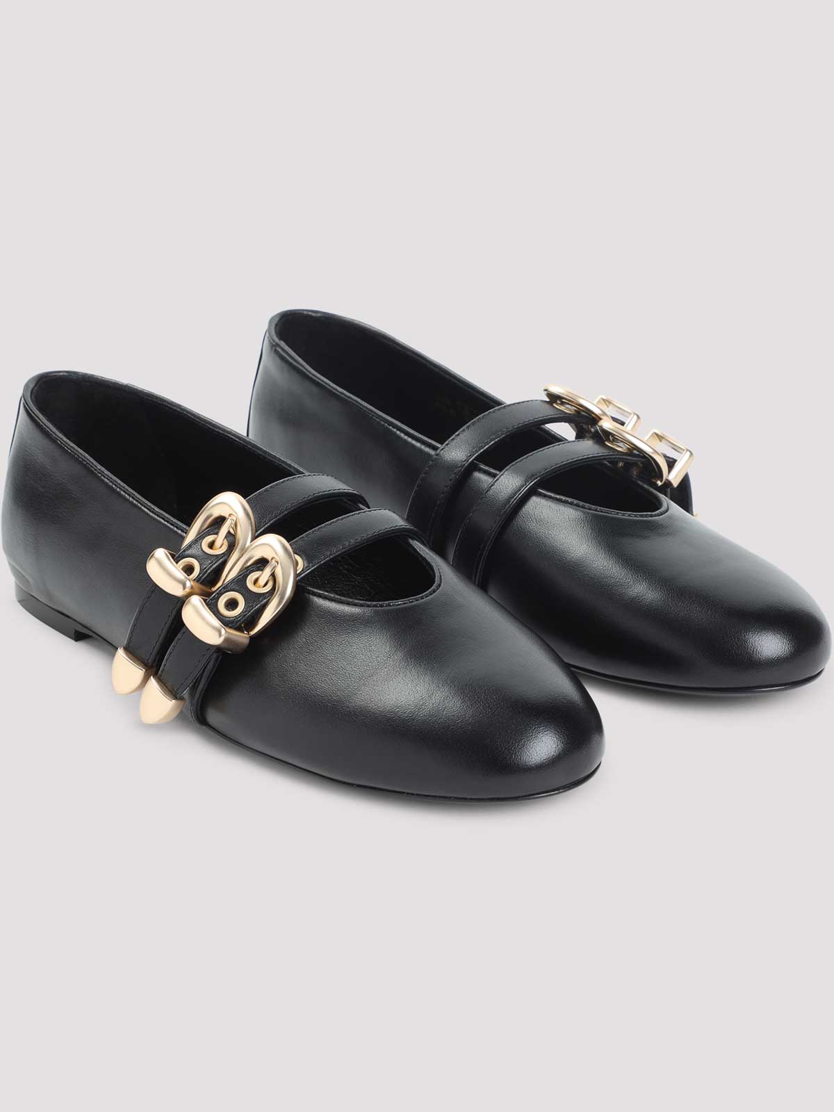 Stuart Weitzman Maven Ballerina In Black