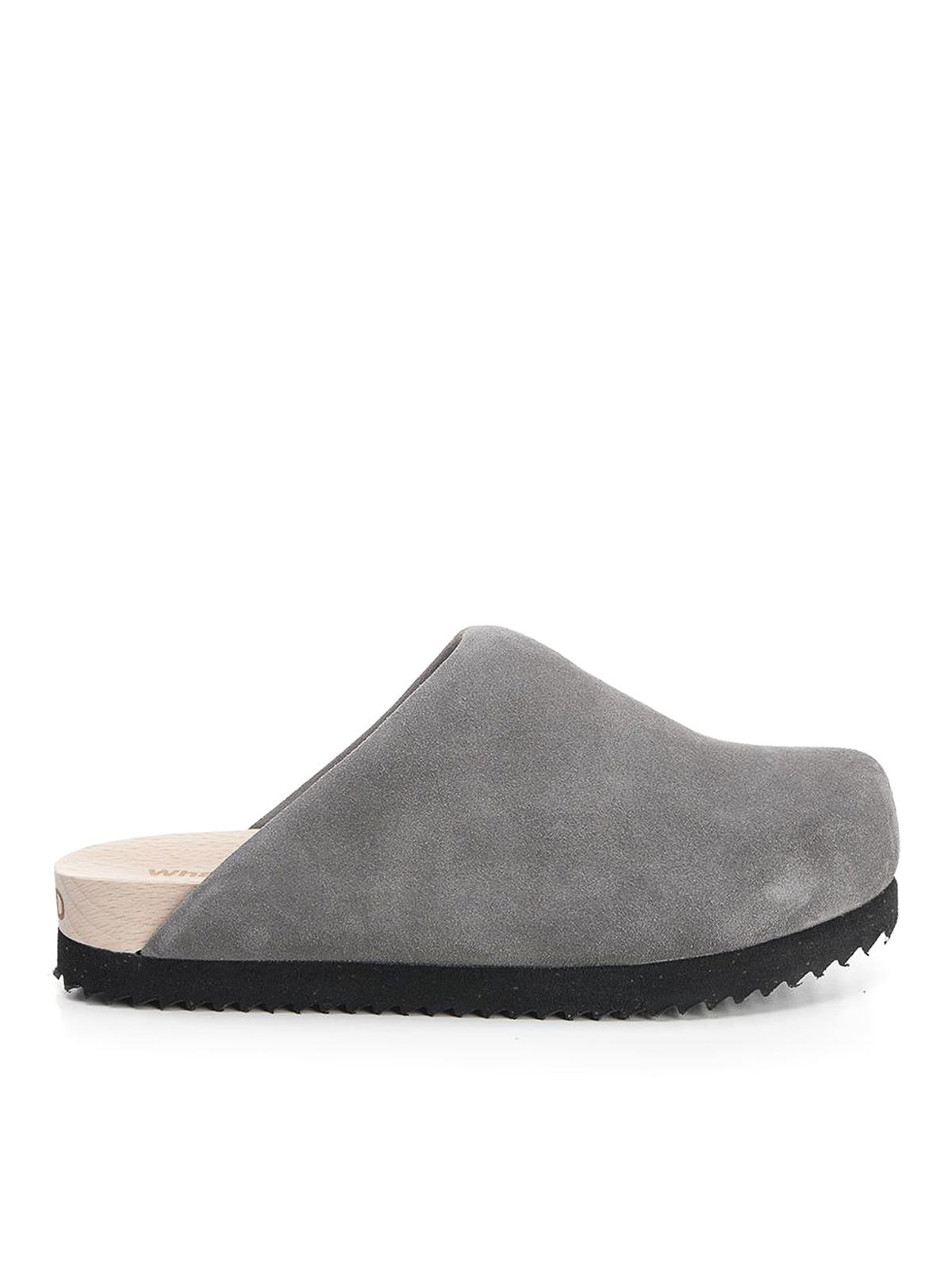 Wud Suede Clogs In Gold