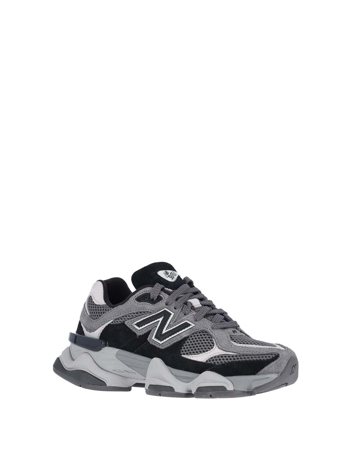 New Balance Low Top Sneakers With Mesh Upper And Rubber Sole In Black