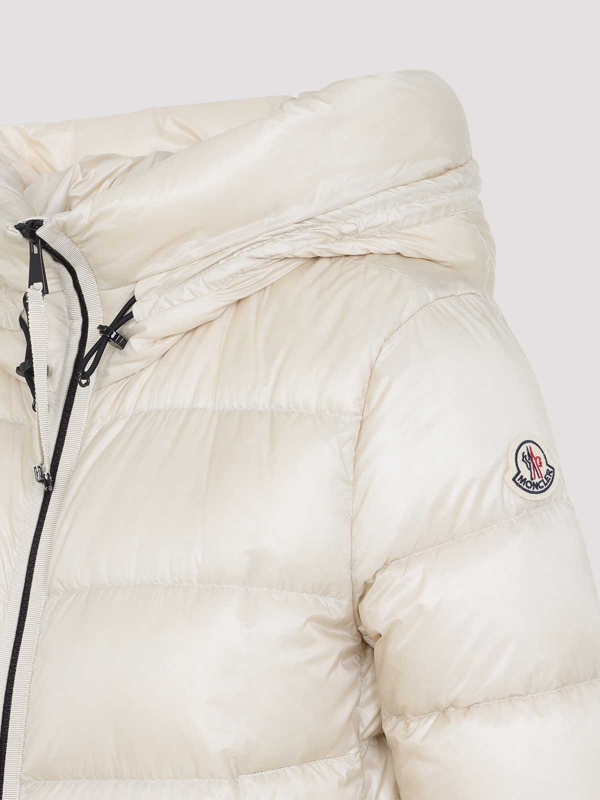 Moncler Midi Suyenne Down Jacket With Hood In Neutral